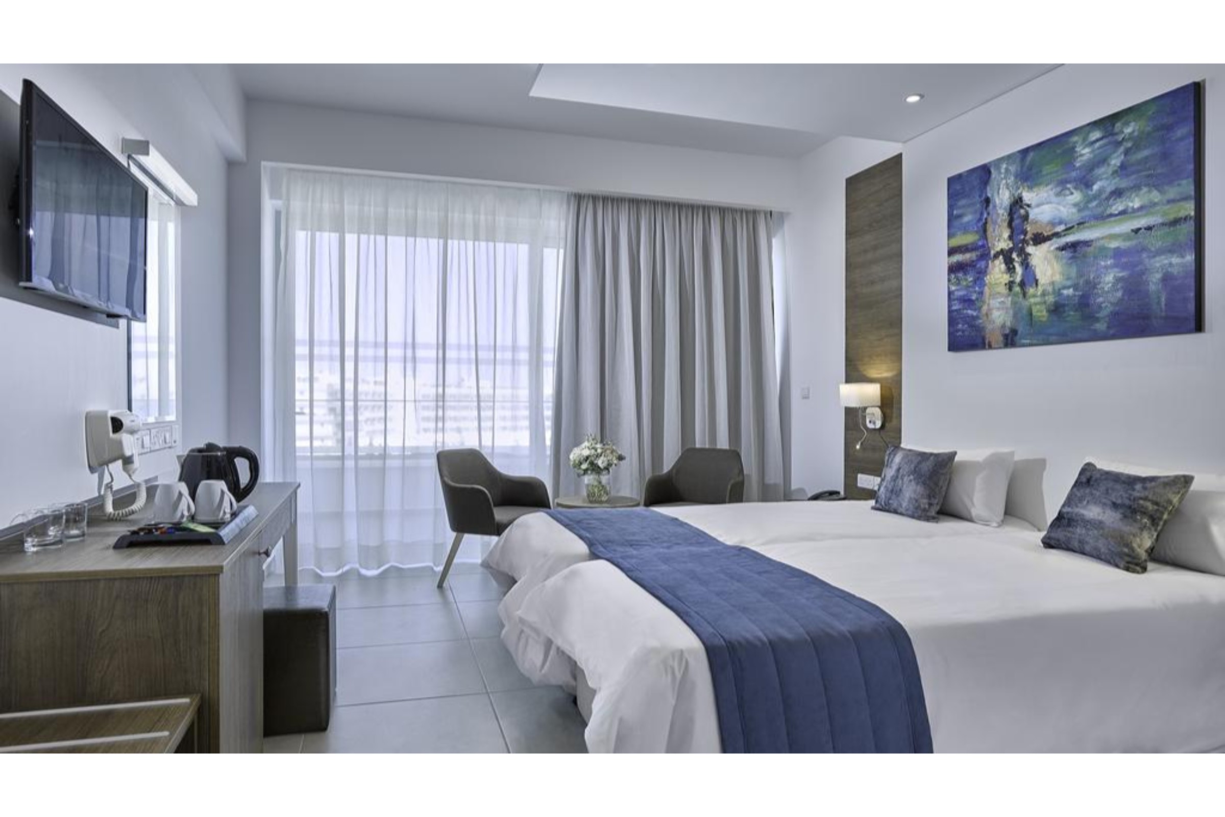 Double or Twin Side Sea View