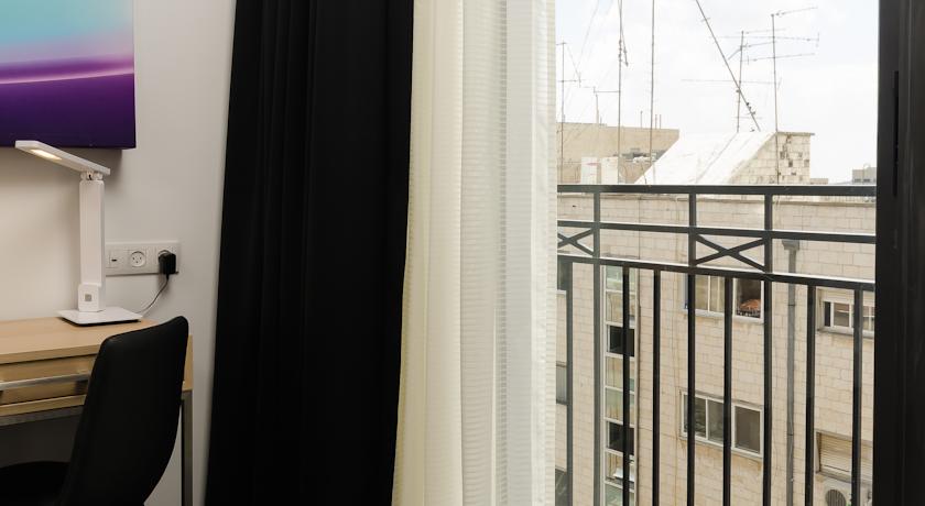 Double Single with Balcony