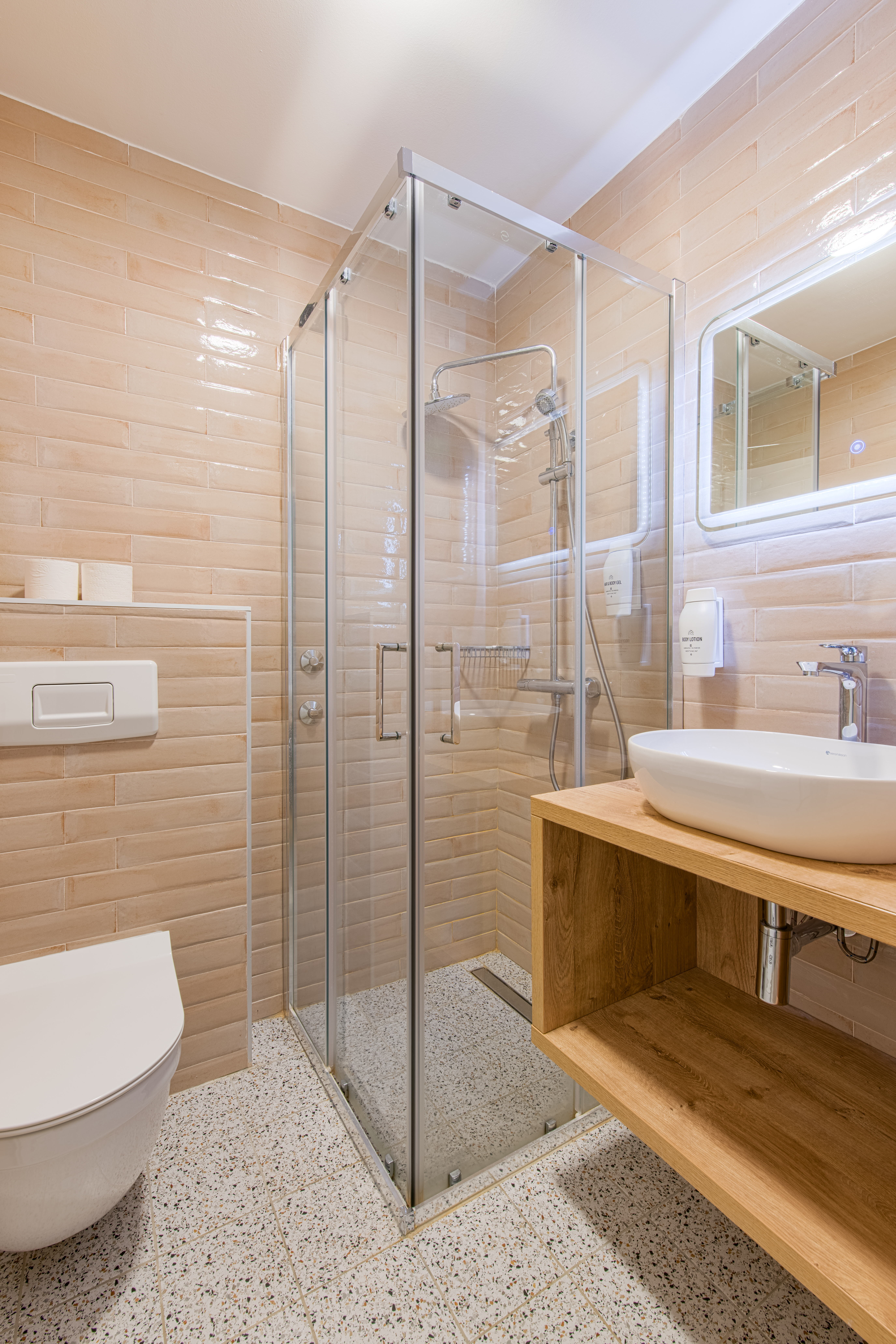 Double or Twin Standard