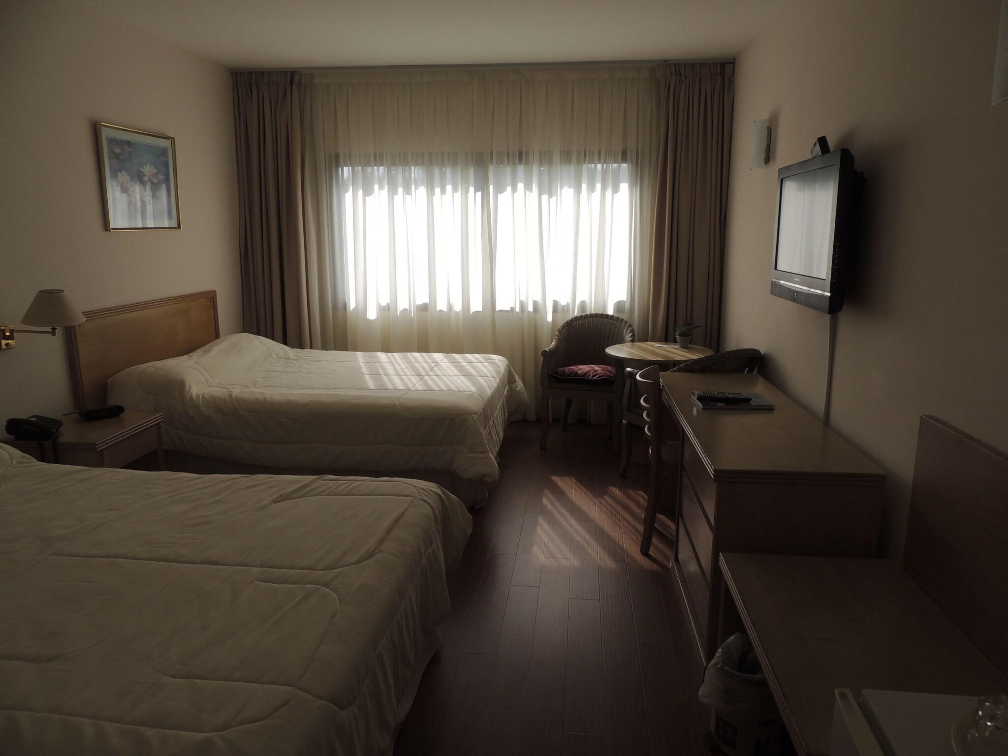 Twin Superior Ocean View