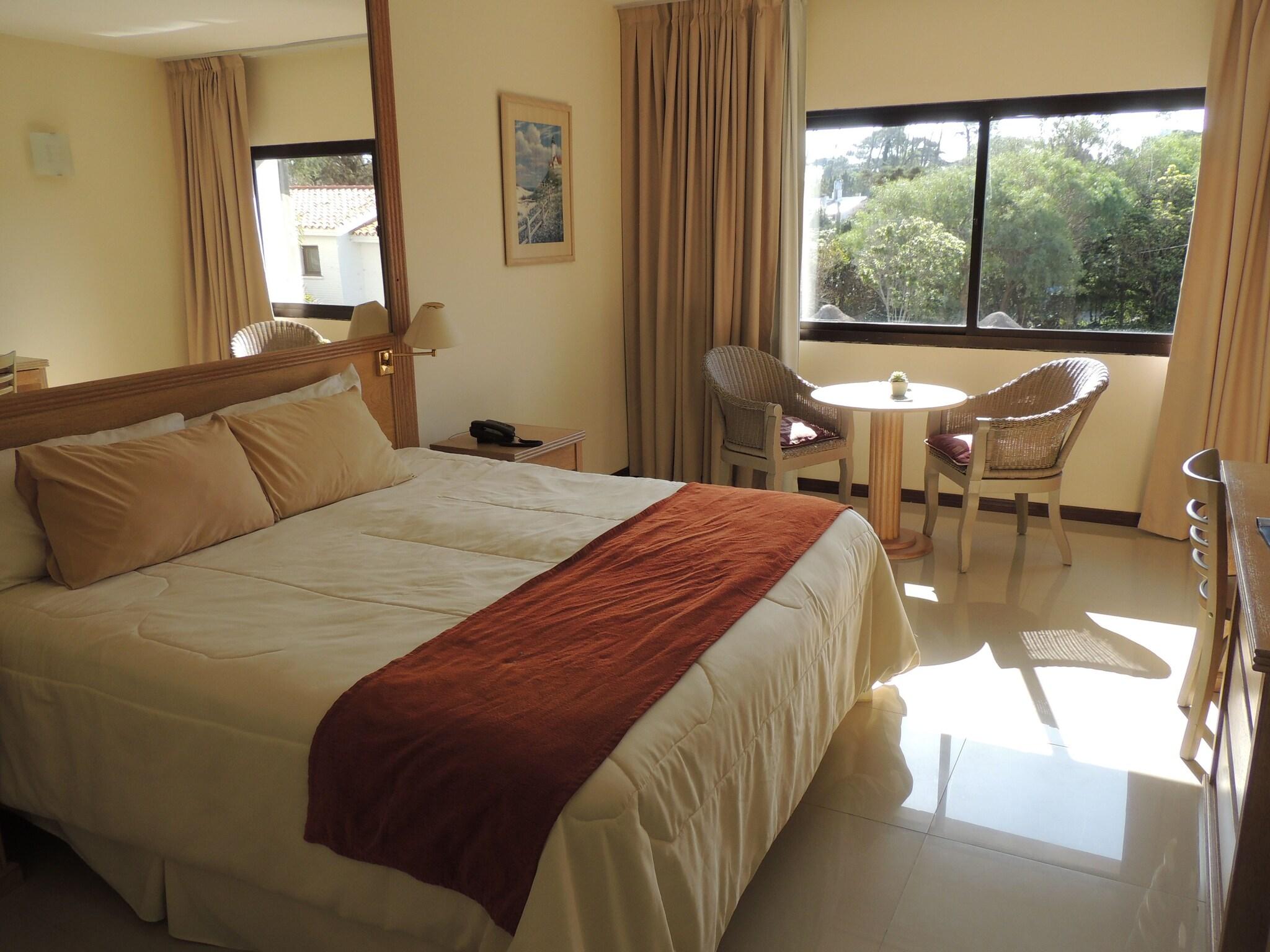 Double Superior Ocean View