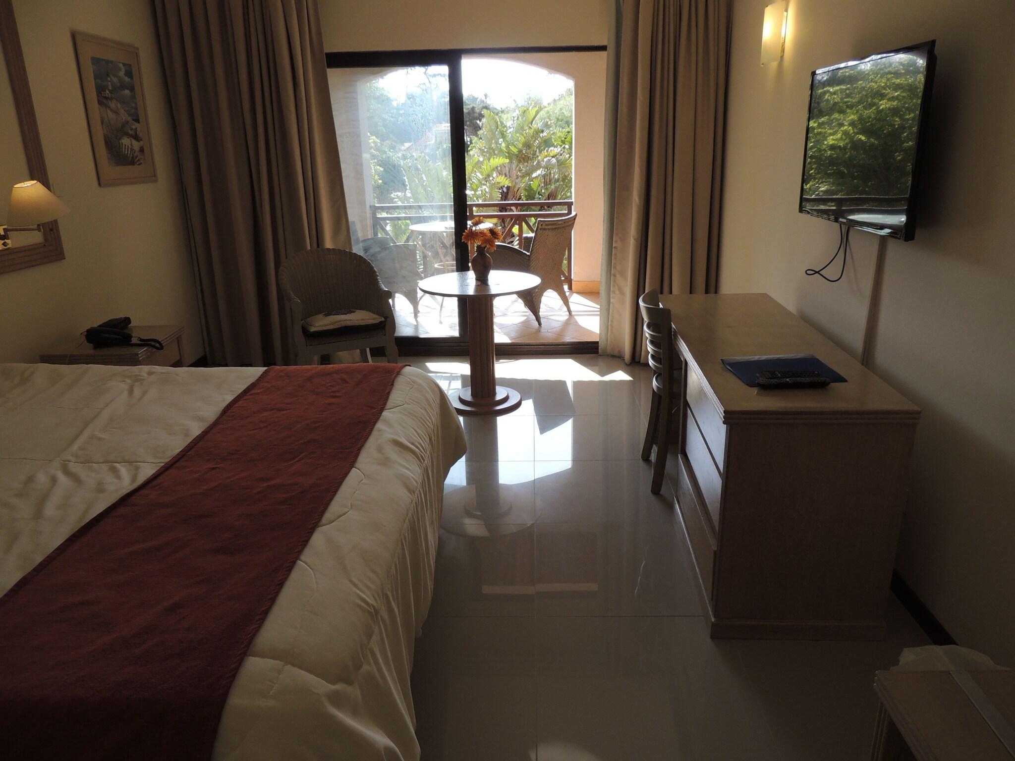 Double King Size Bed