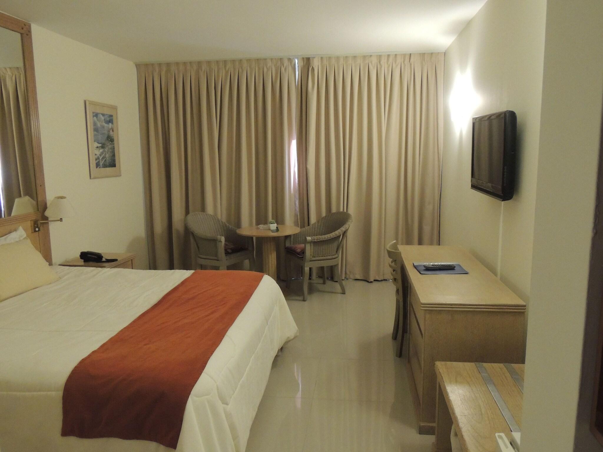 Double King Size Bed