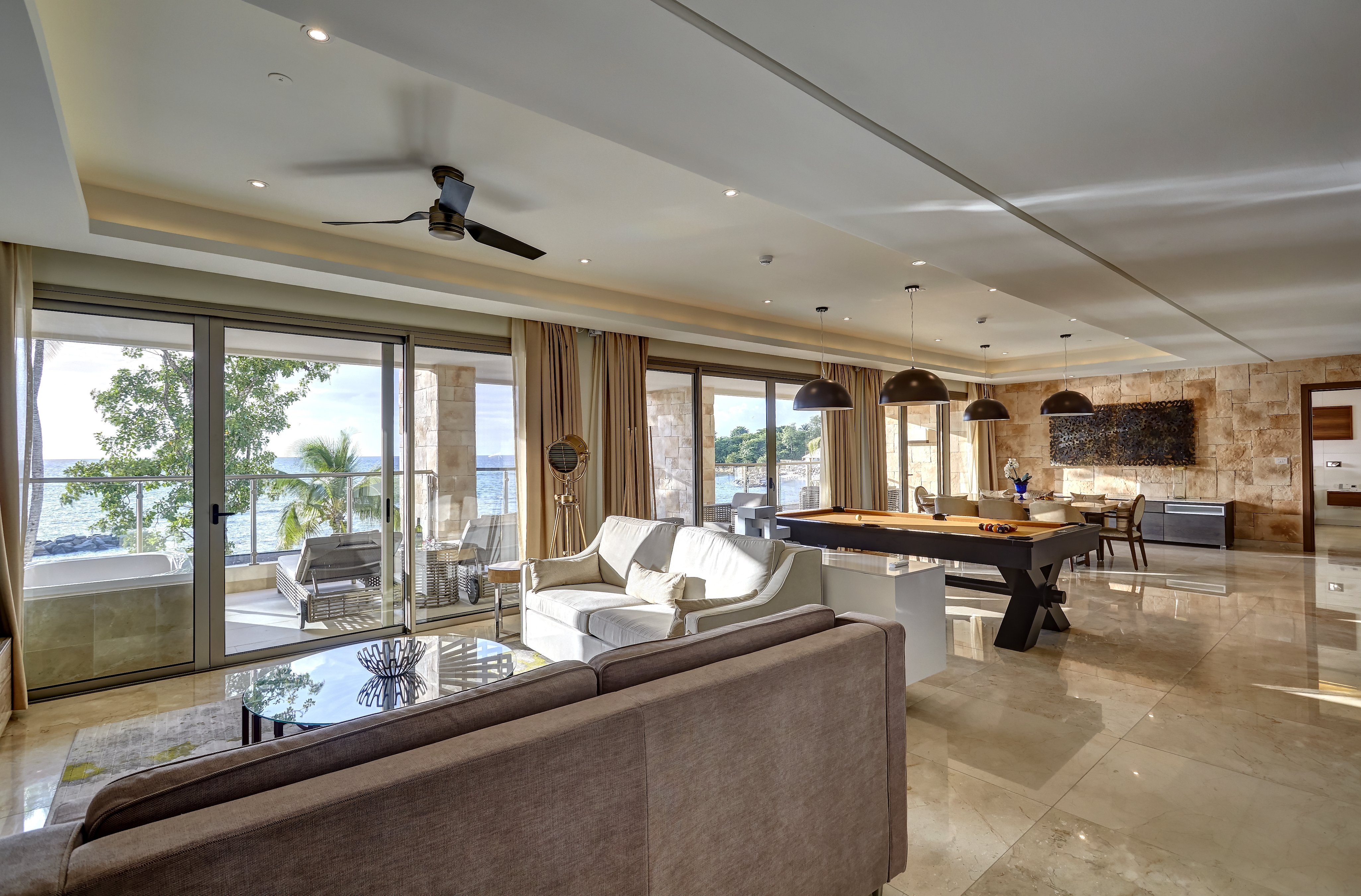 Suite Ocean Front Two Bedrooms