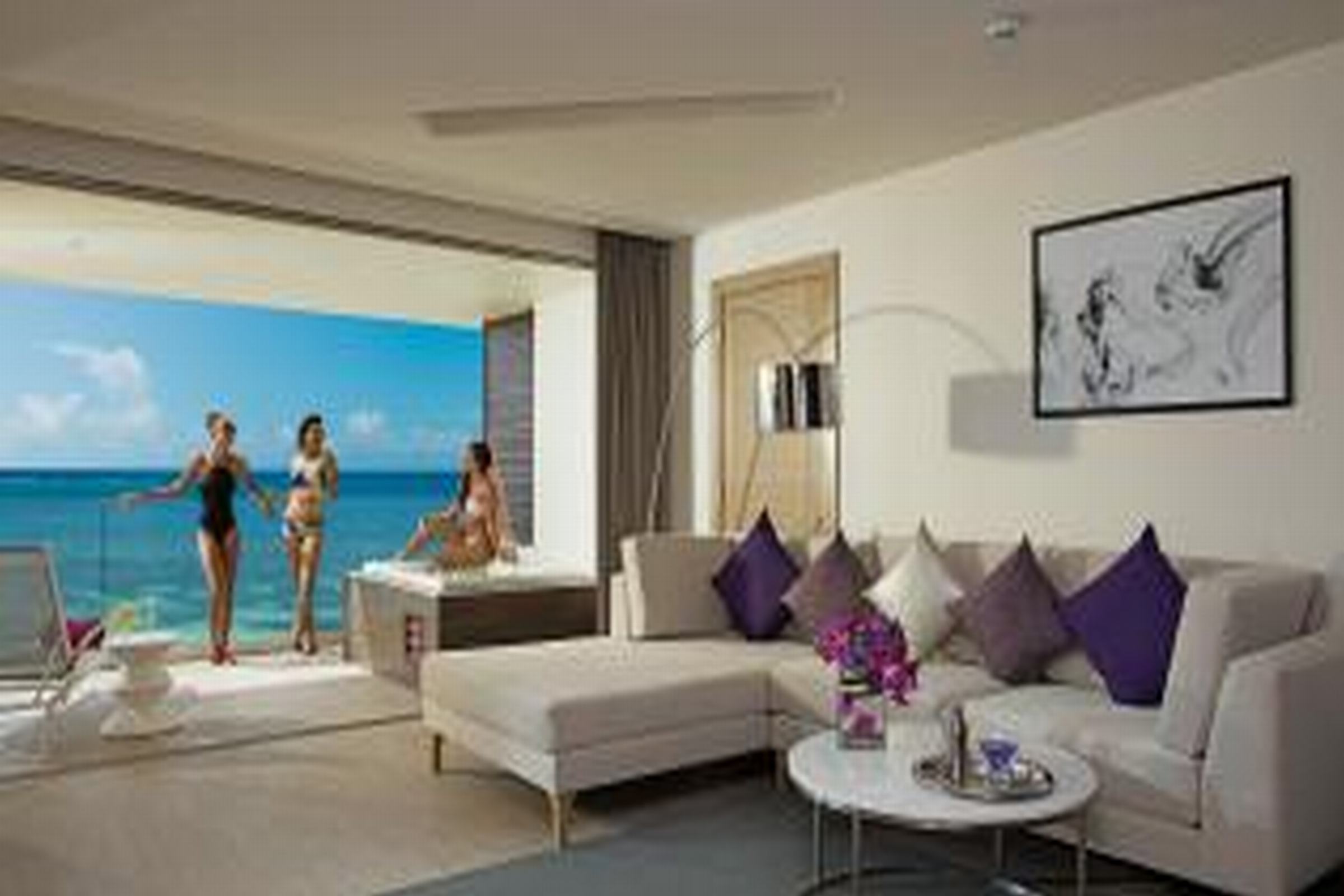 Suite Club Beach Front