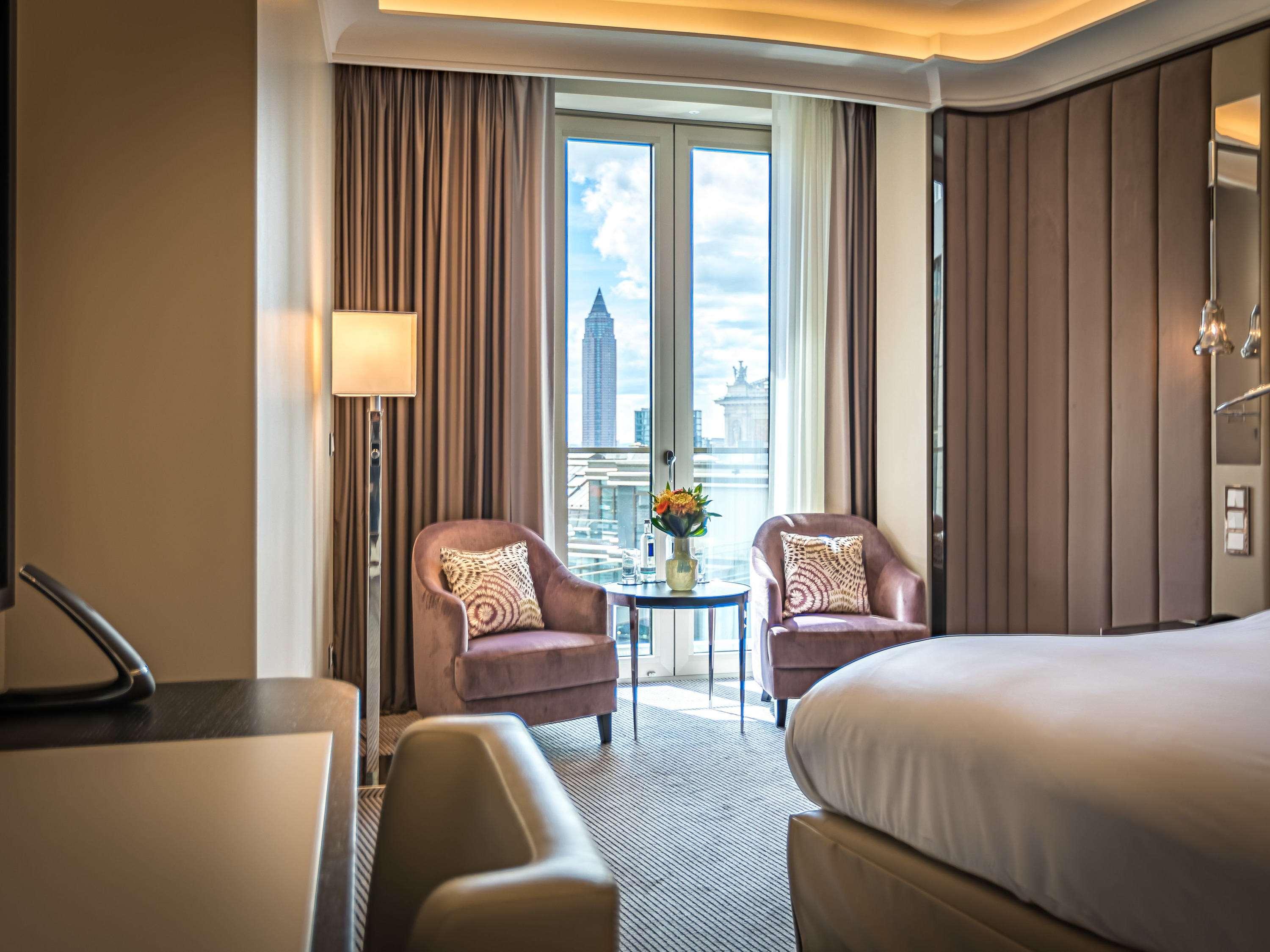 Double Superior Queen Bed