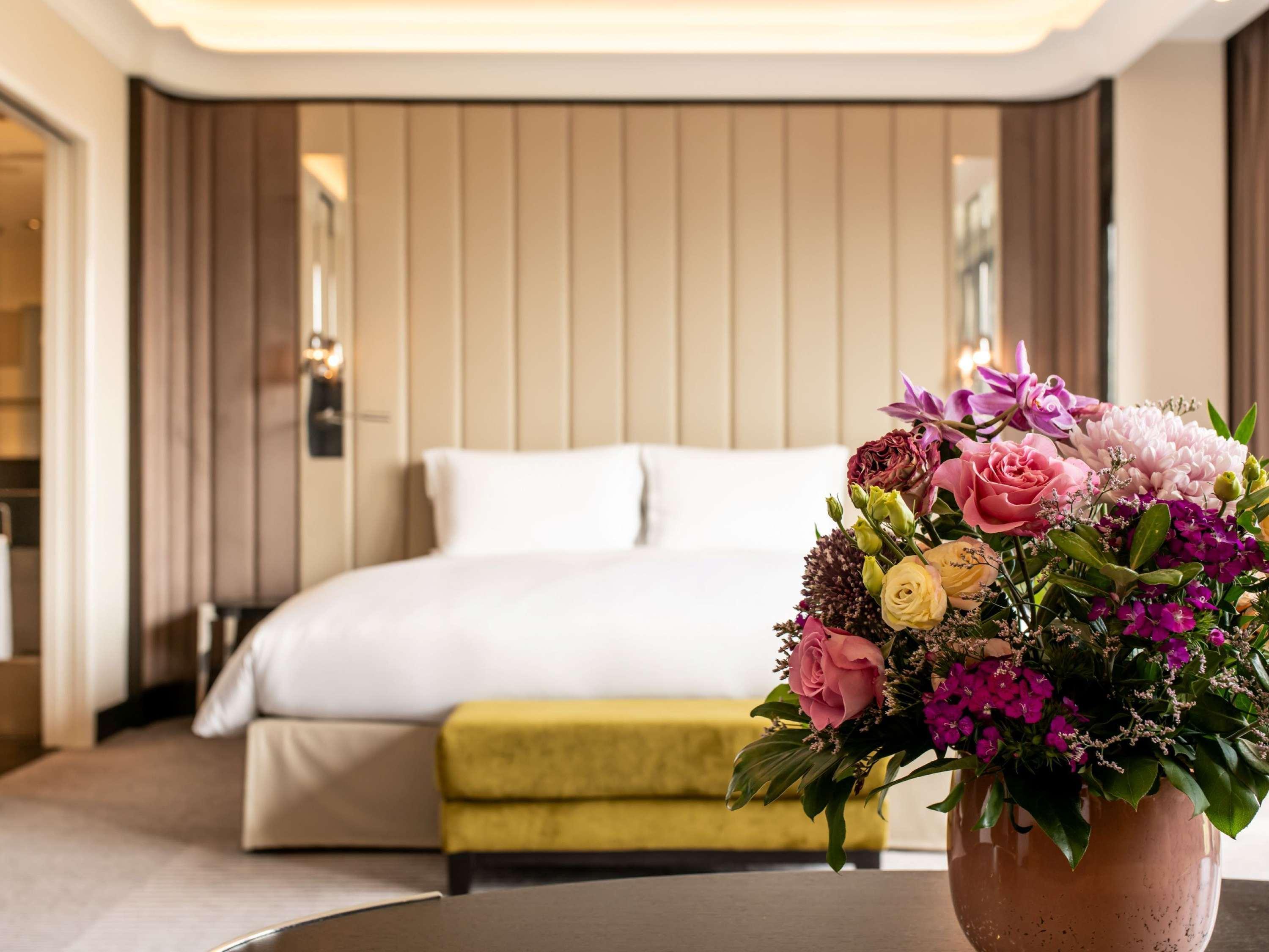 Junior Suite King Size Bed