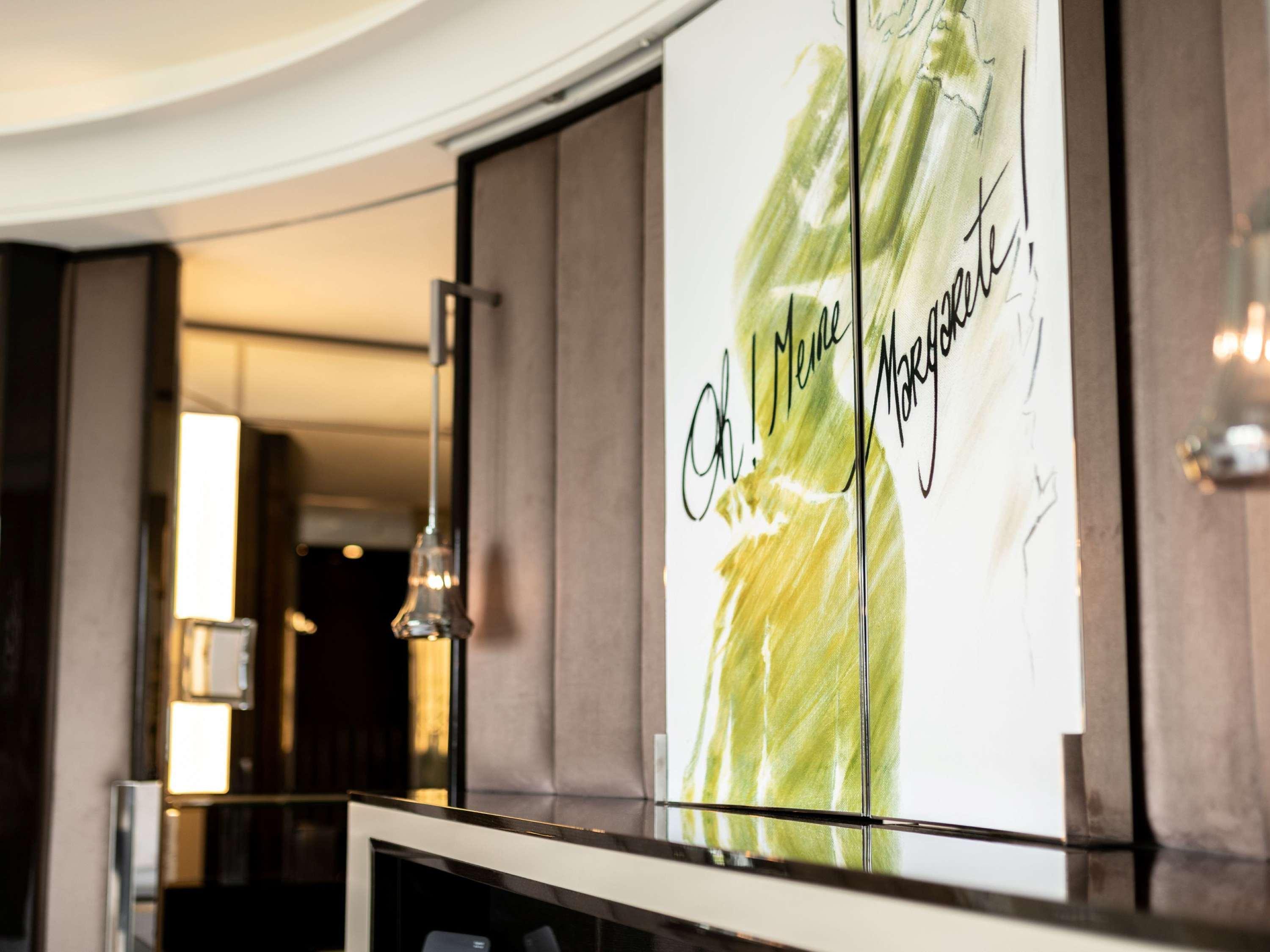 Double Superior Queen Bed