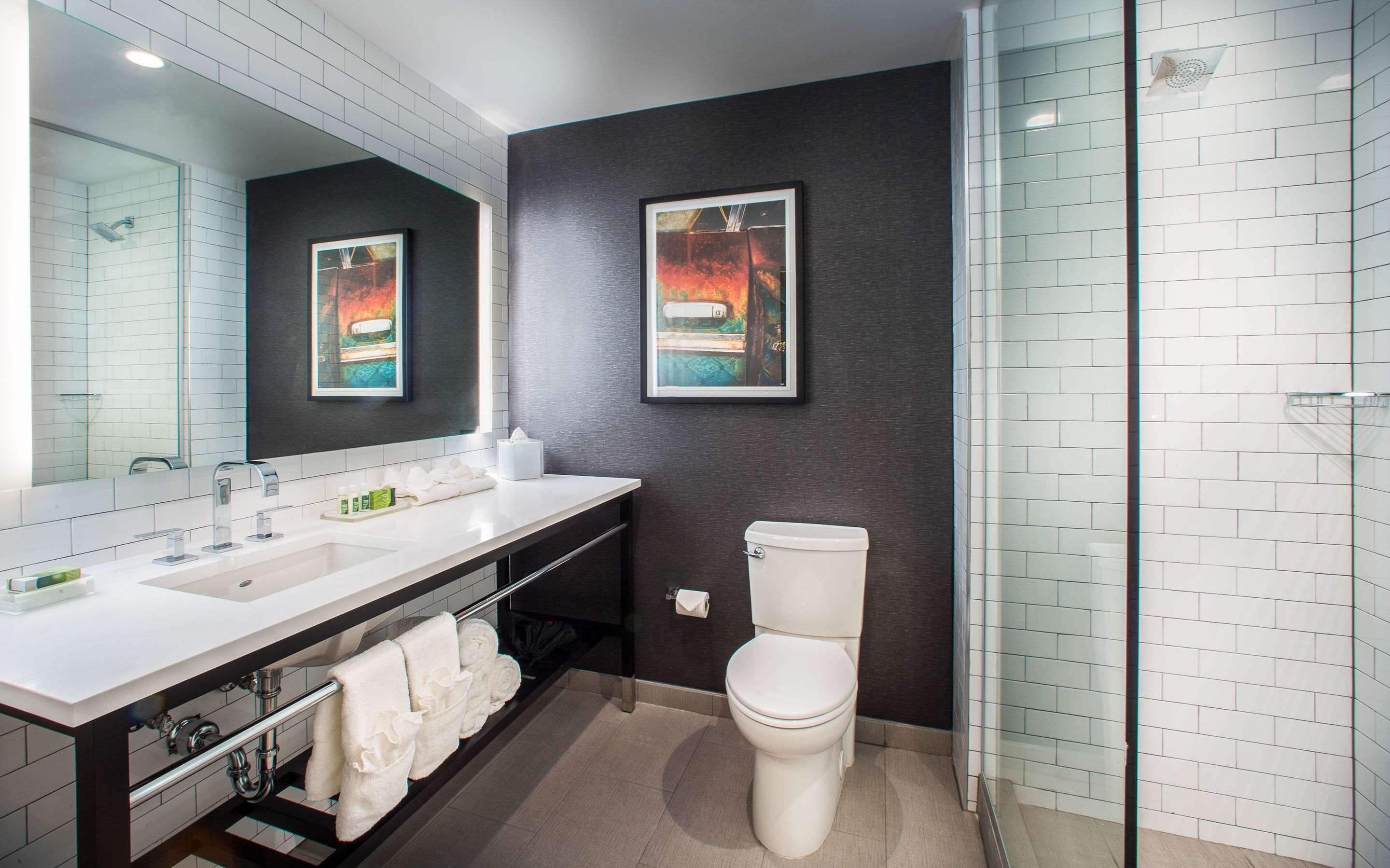 Double Two Queen Beds Non Smoking