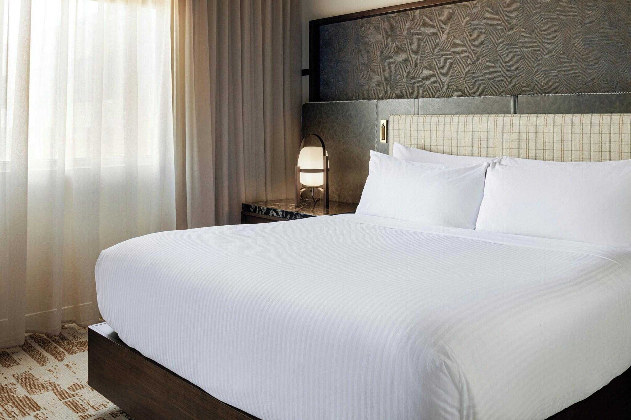 Junior Suite King Size Bed