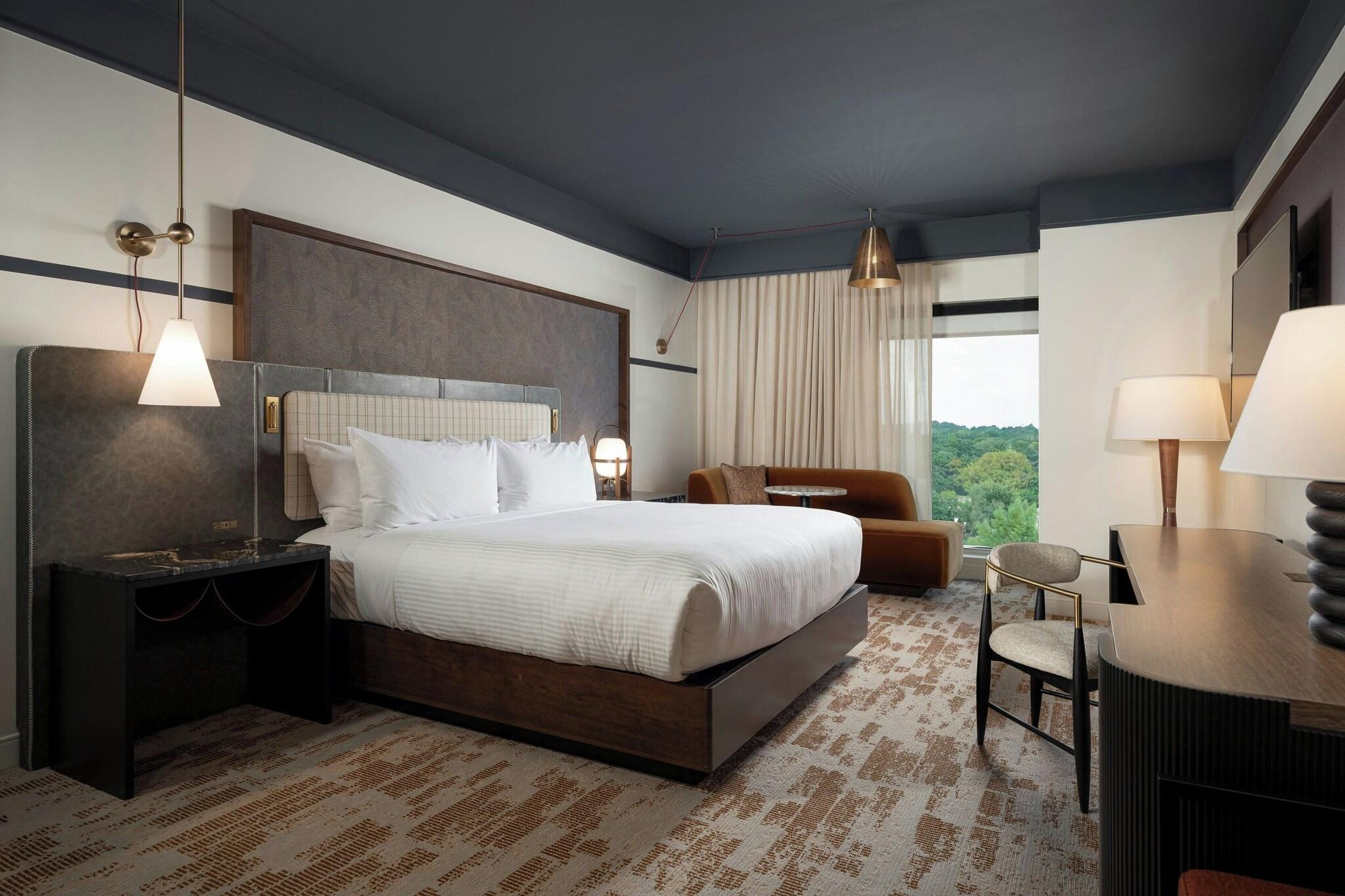 Double Accessible King Size Bed