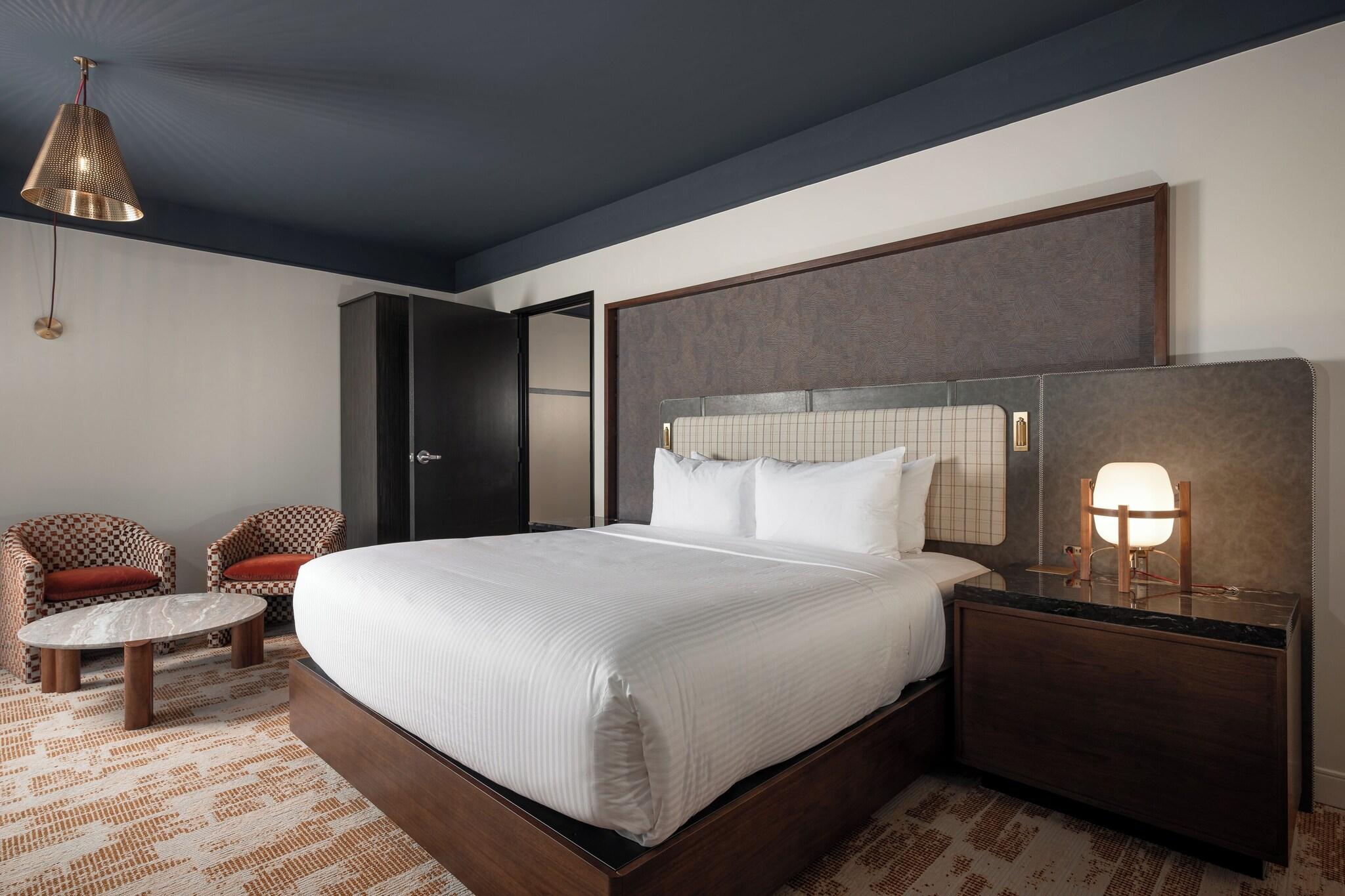 Suite King Bed One Bedroom 