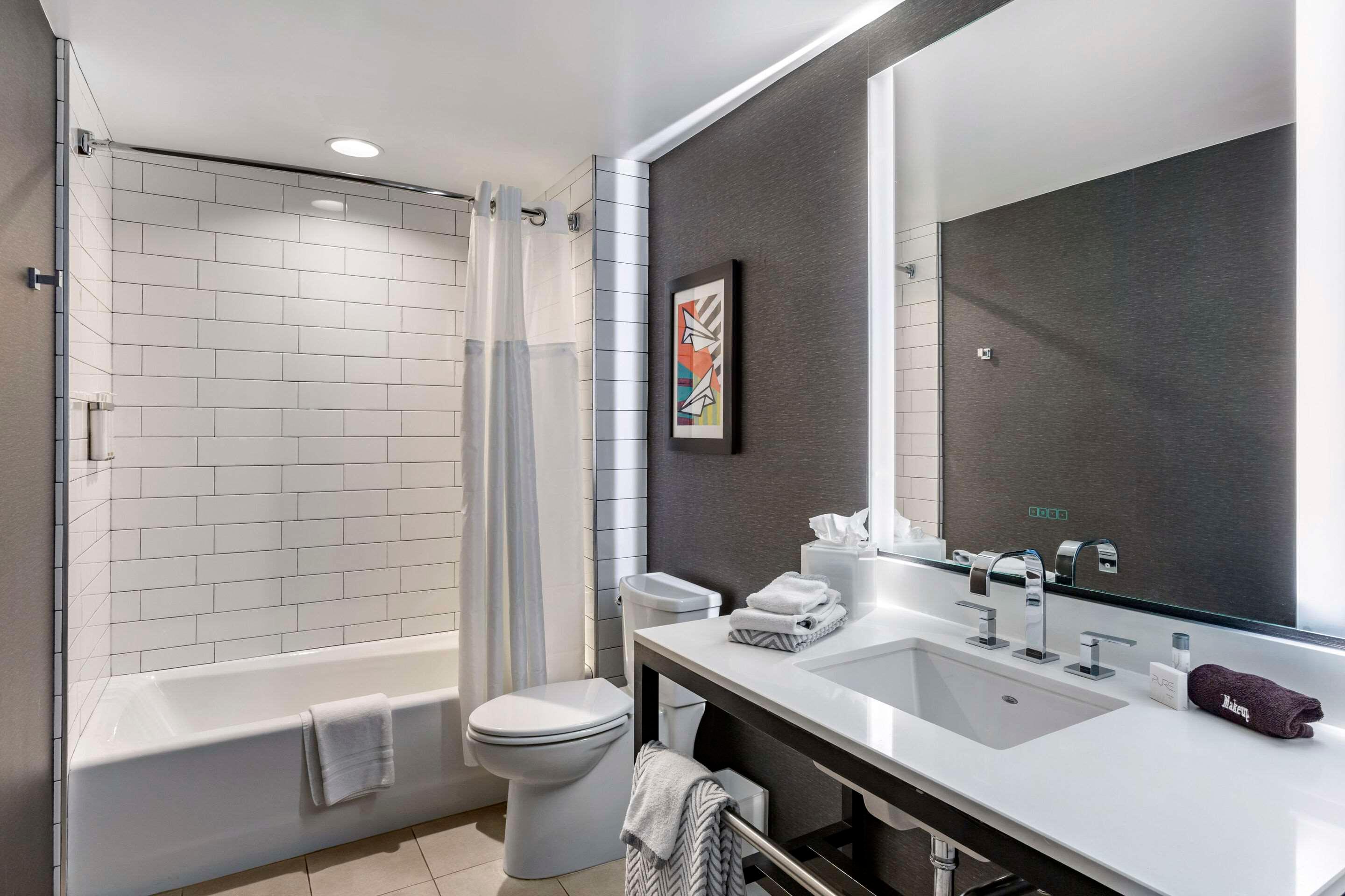 Double King Bed Non Smoking