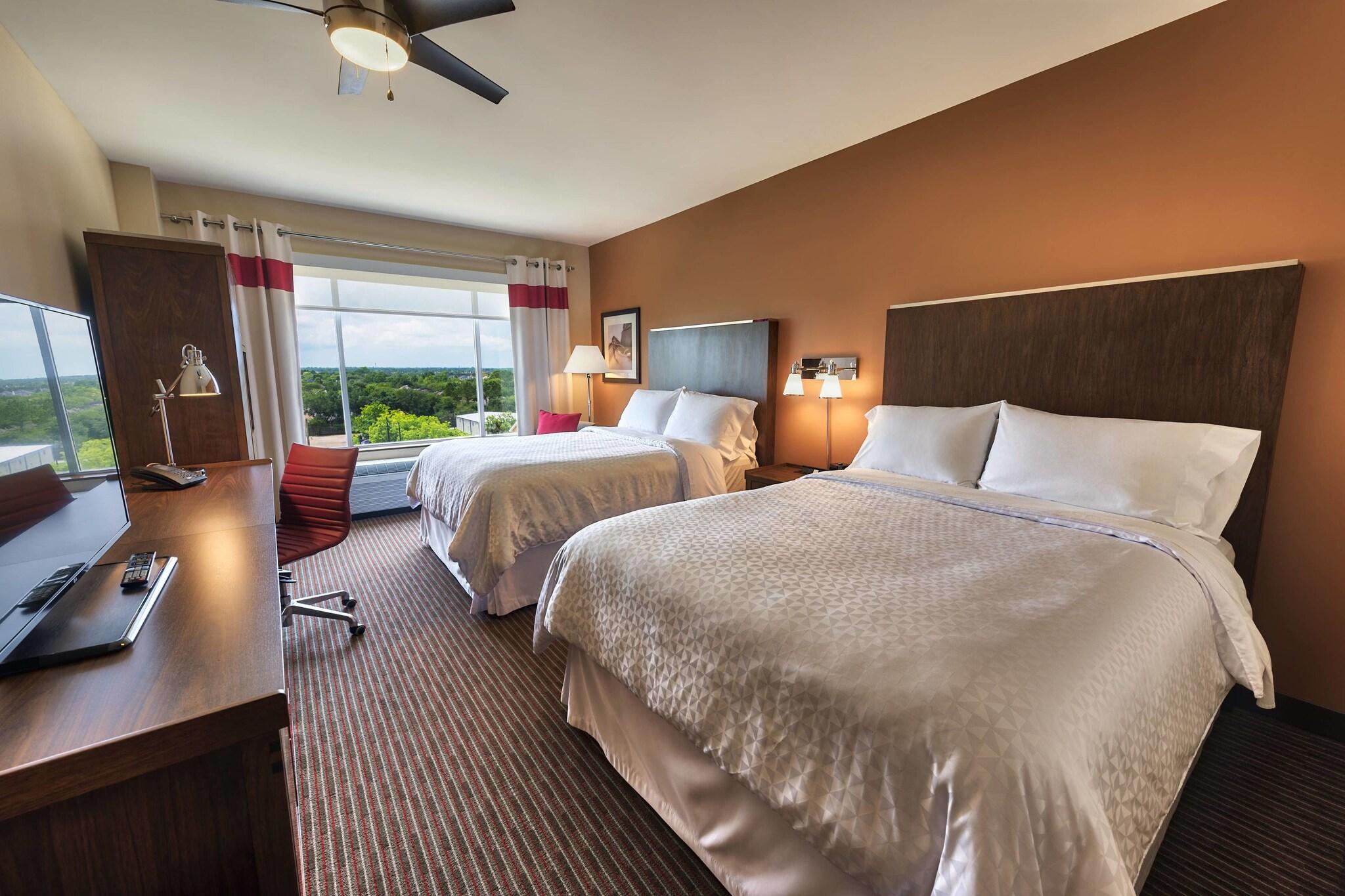 Double Accessible-two Queen Beds