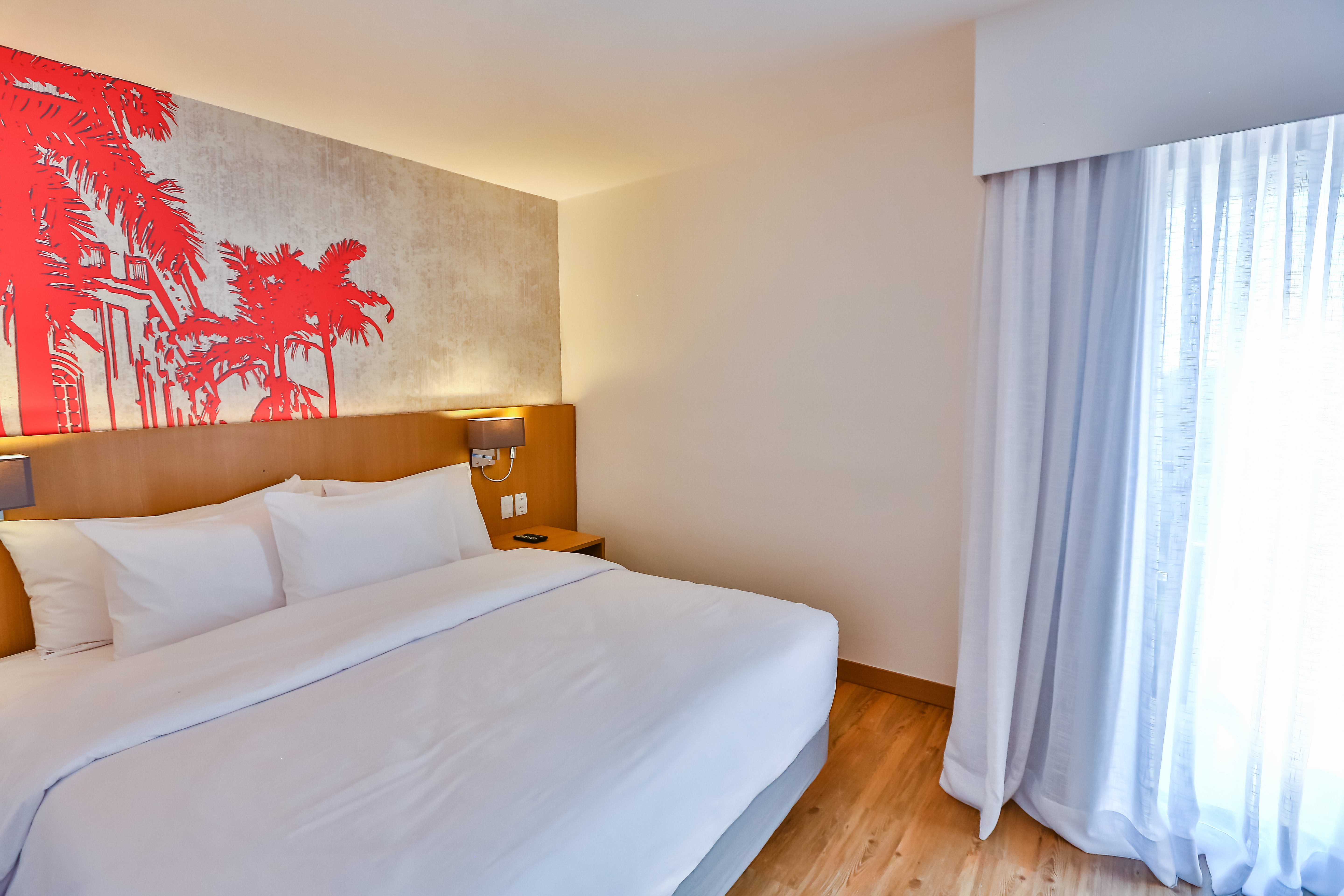 Studio King Size Bed