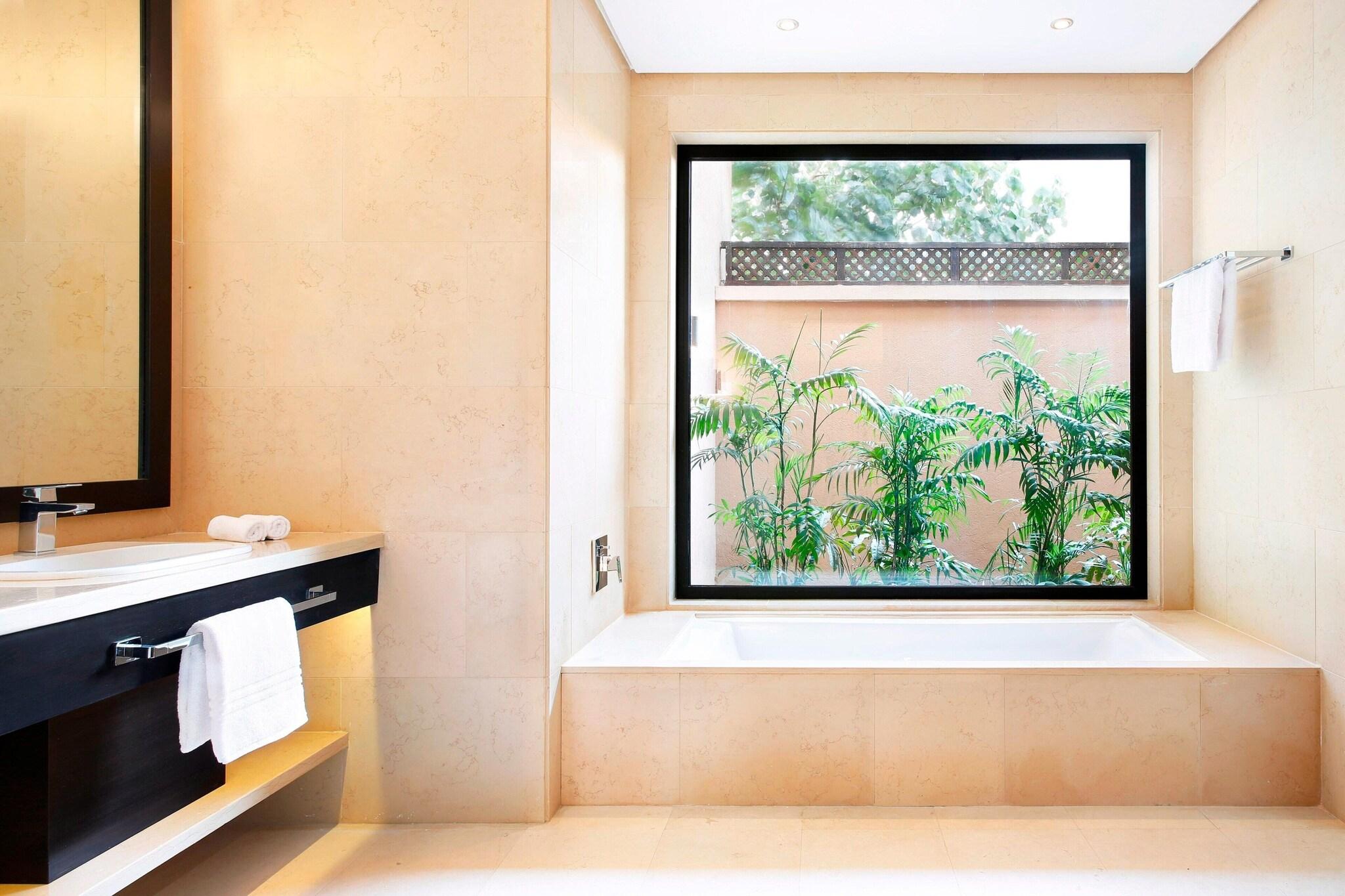 Double Classic Garden View