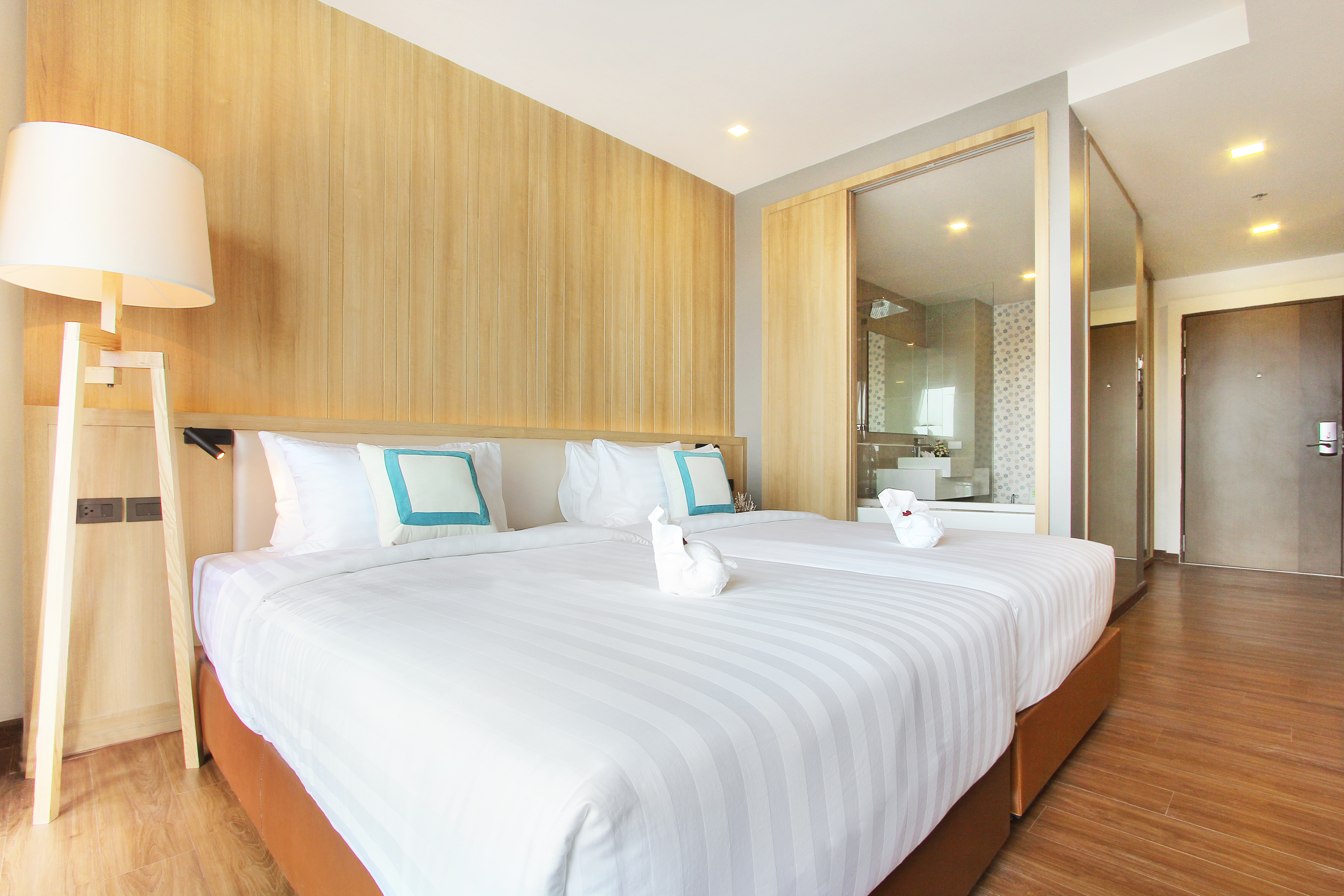 Double or Twin Deluxe