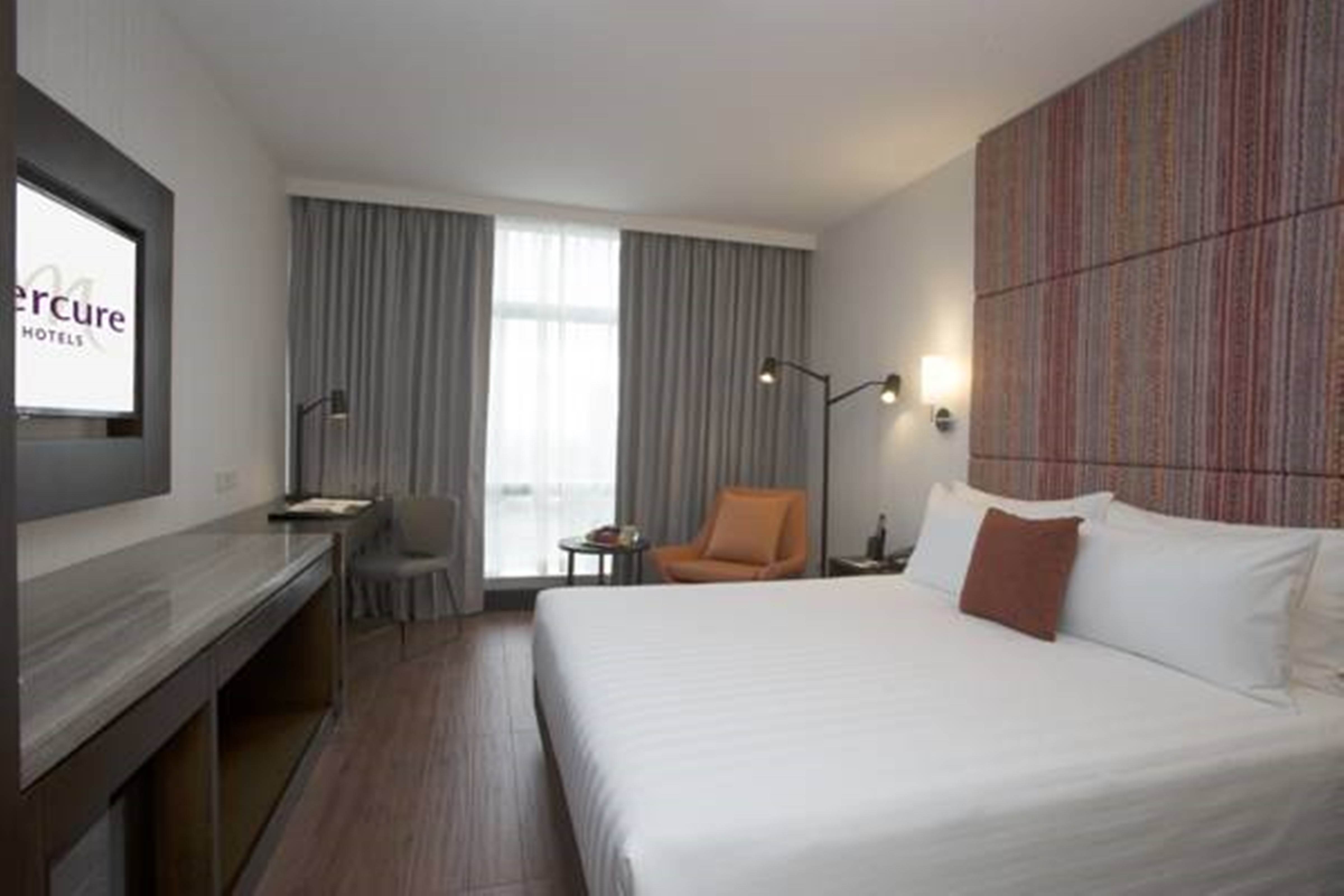 Double Superior King Bed