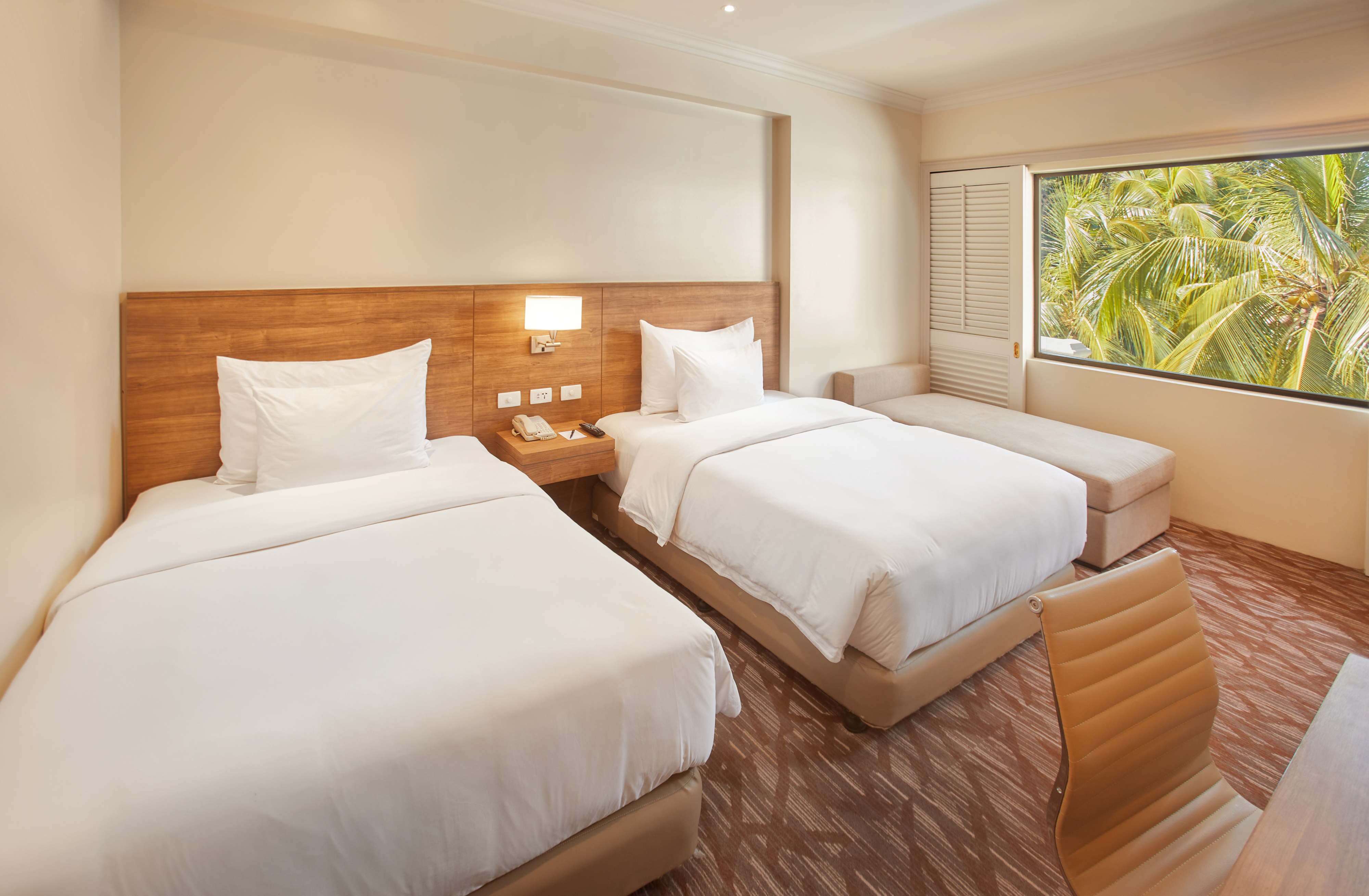 Double or Twin Deluxe