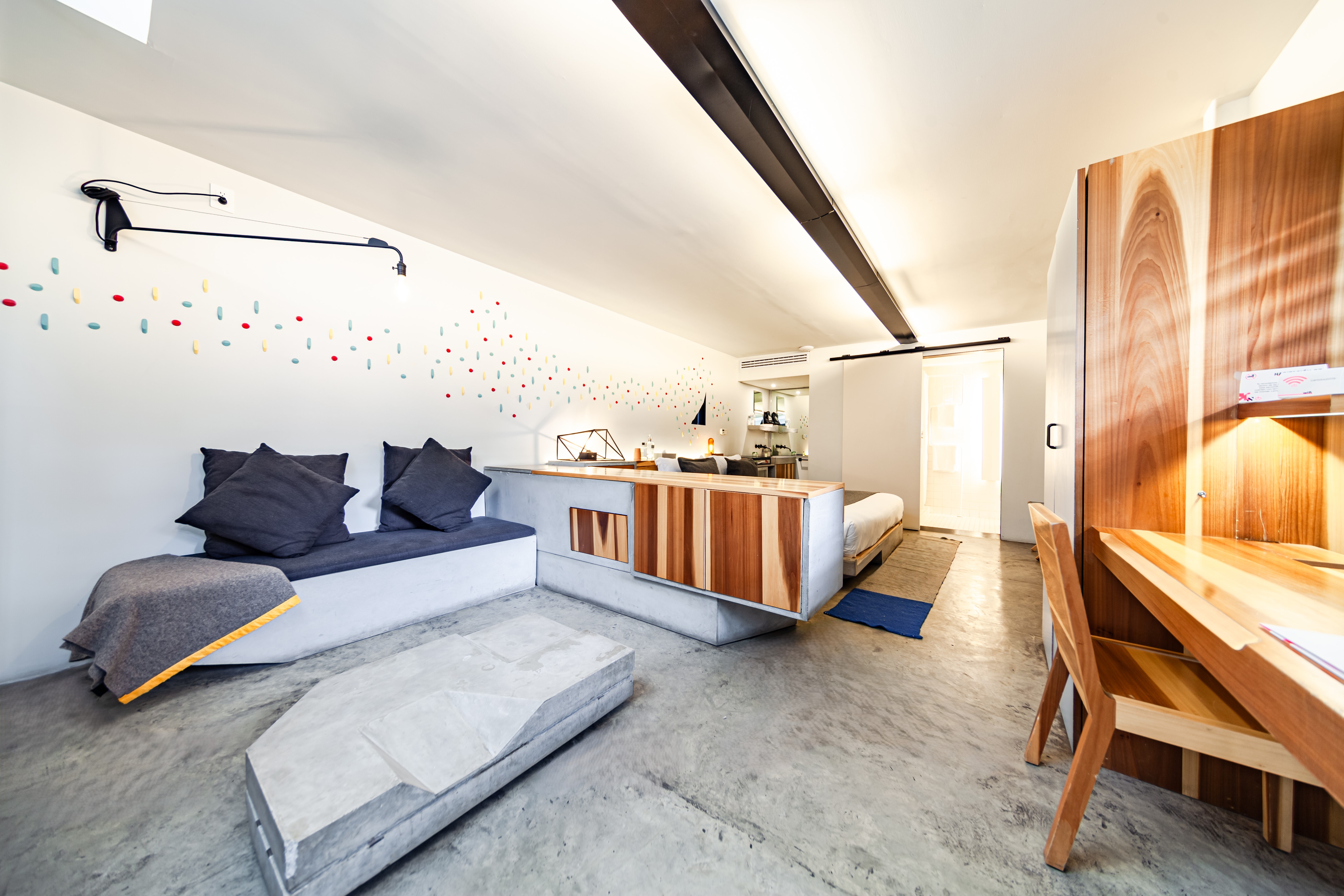 Suite Queen Size Bed