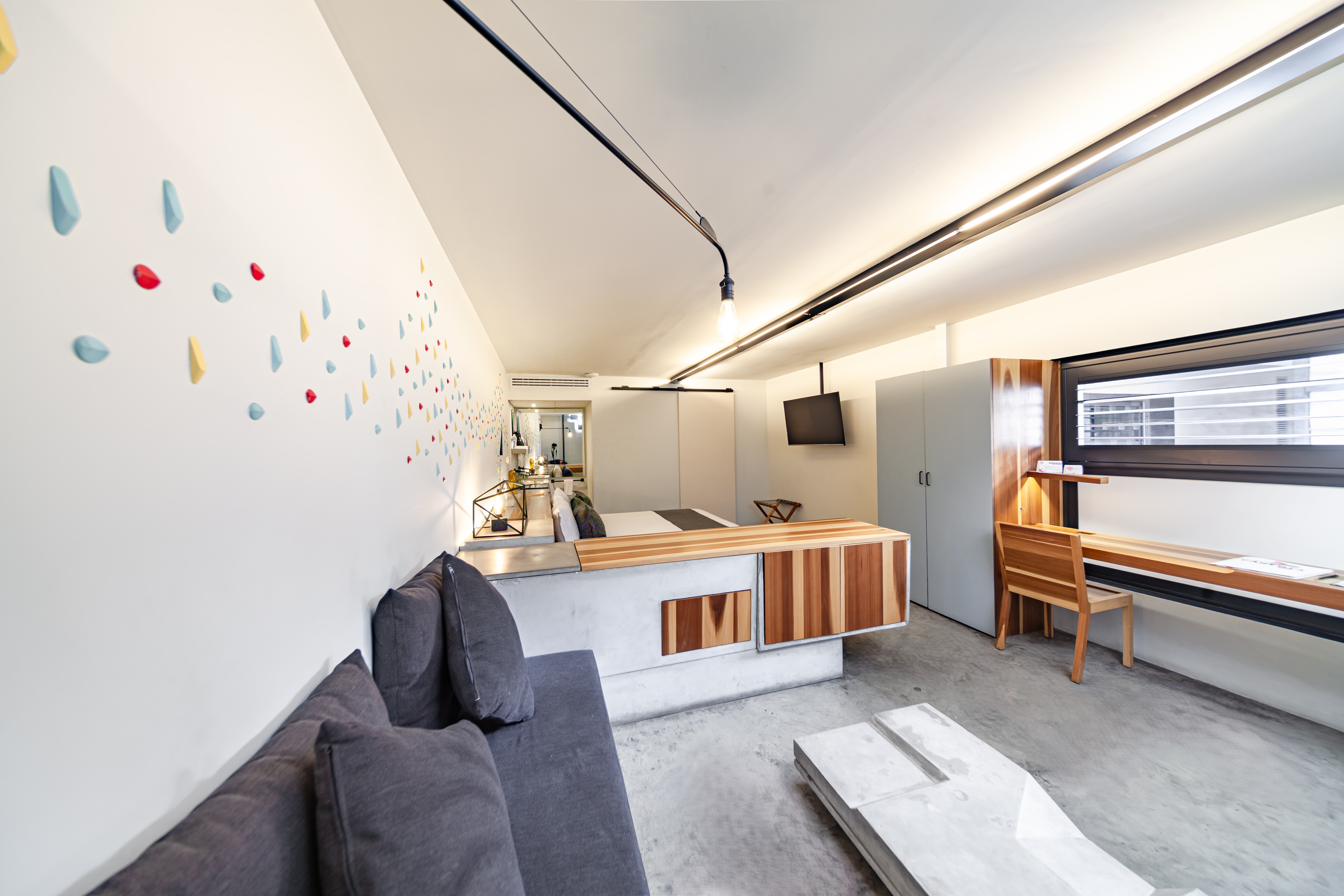 Suite Queen Size Bed