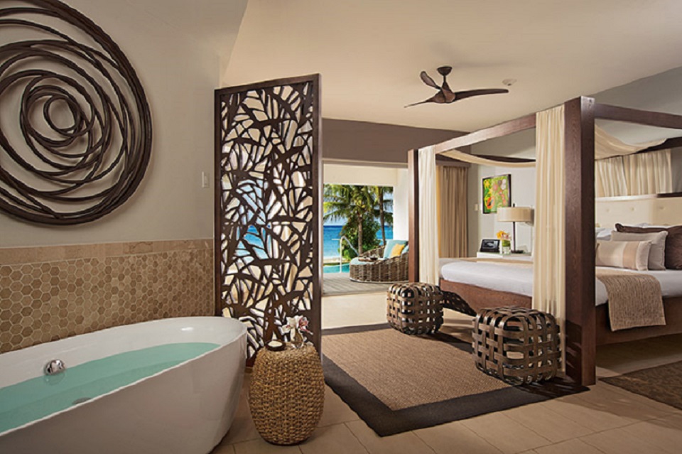 Junior Suite with Private Pool