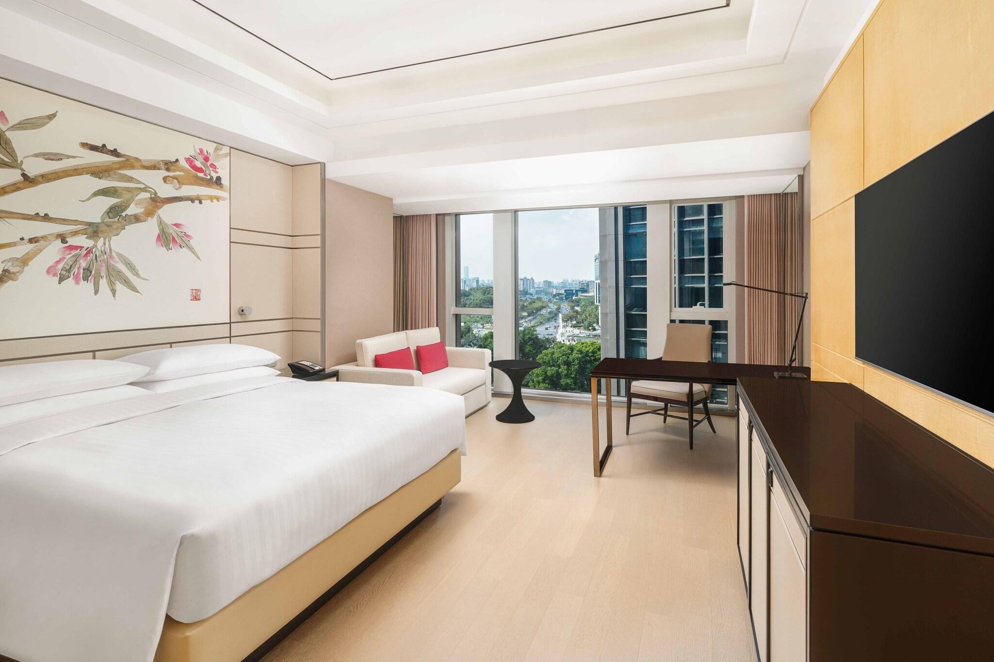 Double Deluxe King Bed