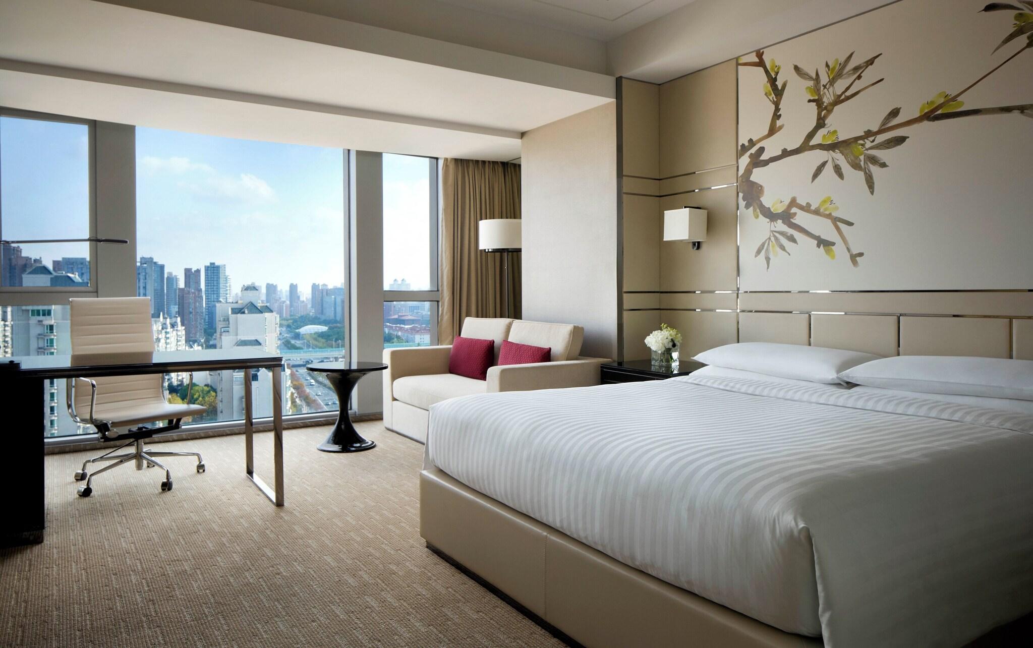 Double Executive King Bed