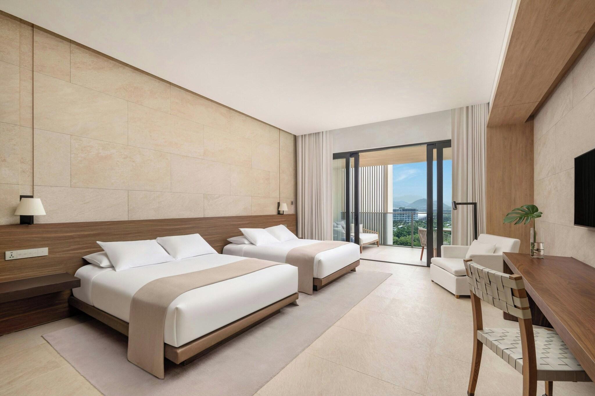 Quadruple Garden View with Balcony