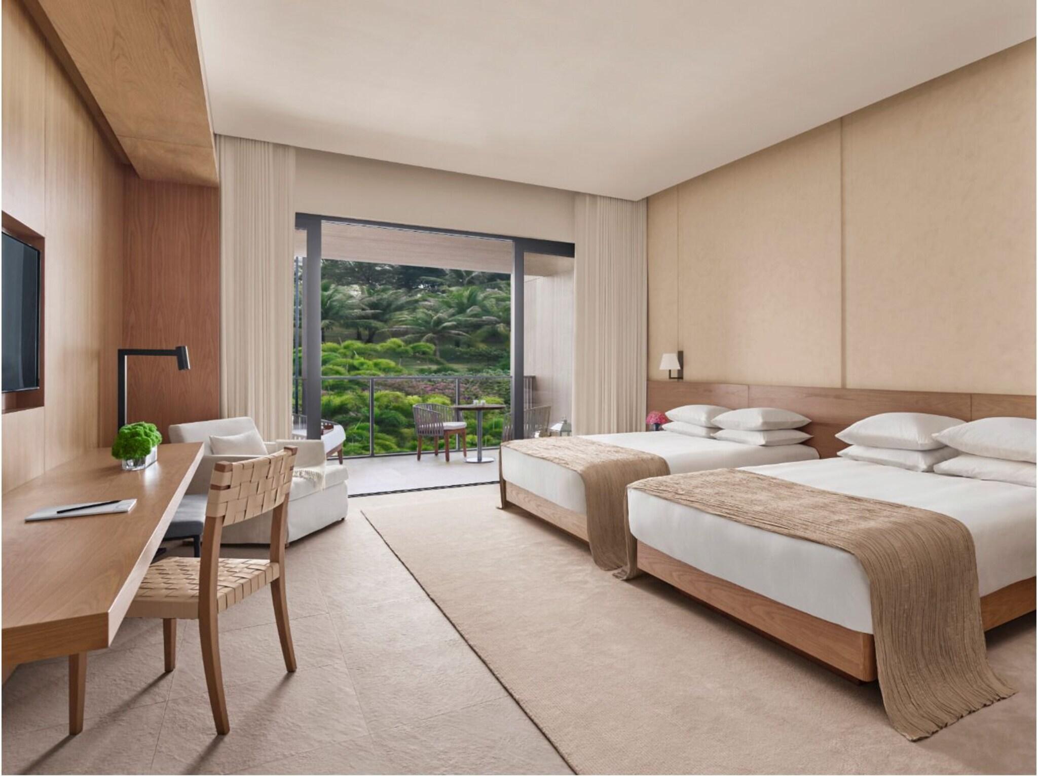 Quadruple Garden View with Balcony