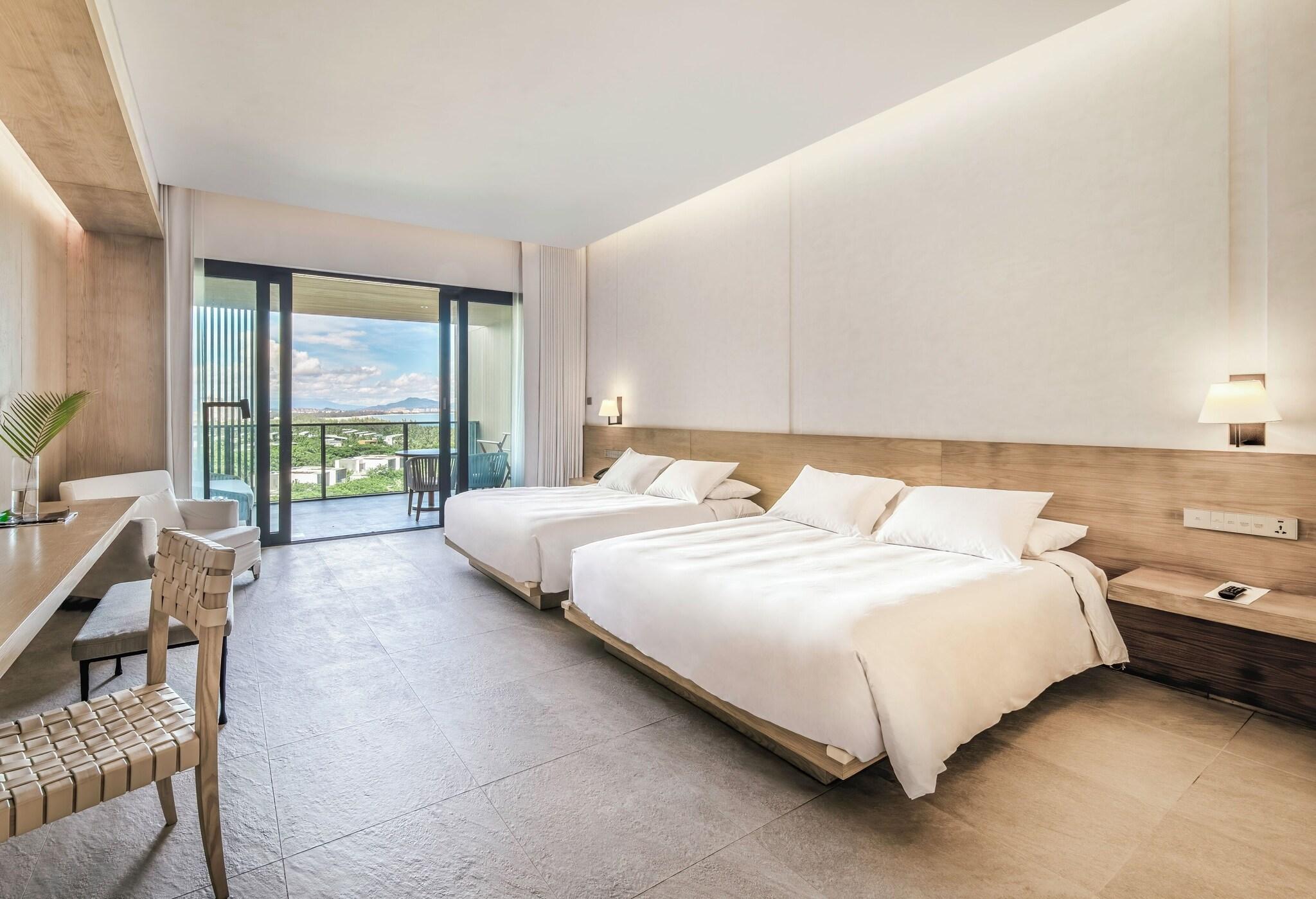 Quadruple Ocean View Two Double Beds