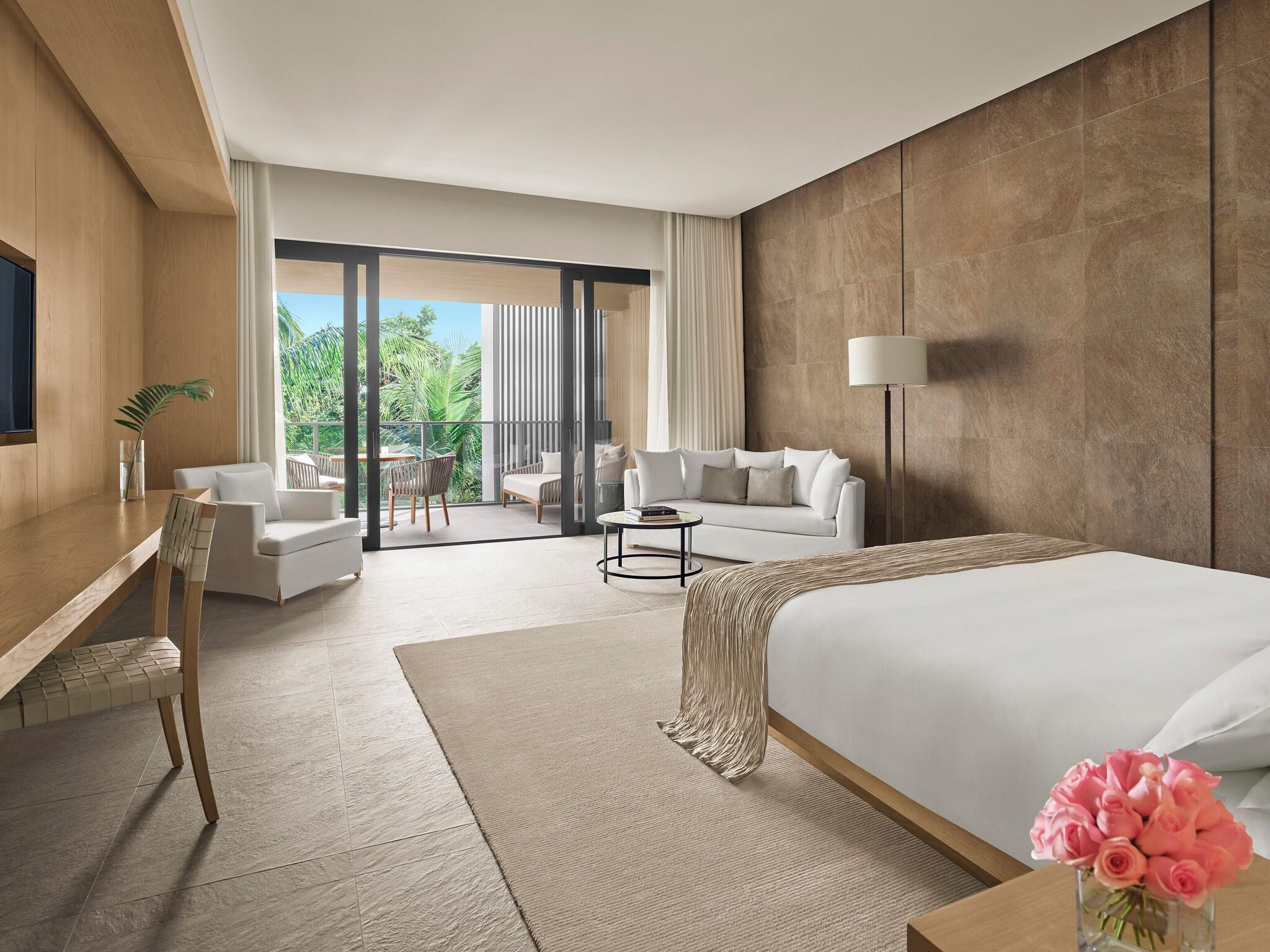 Double Garden View King Bed