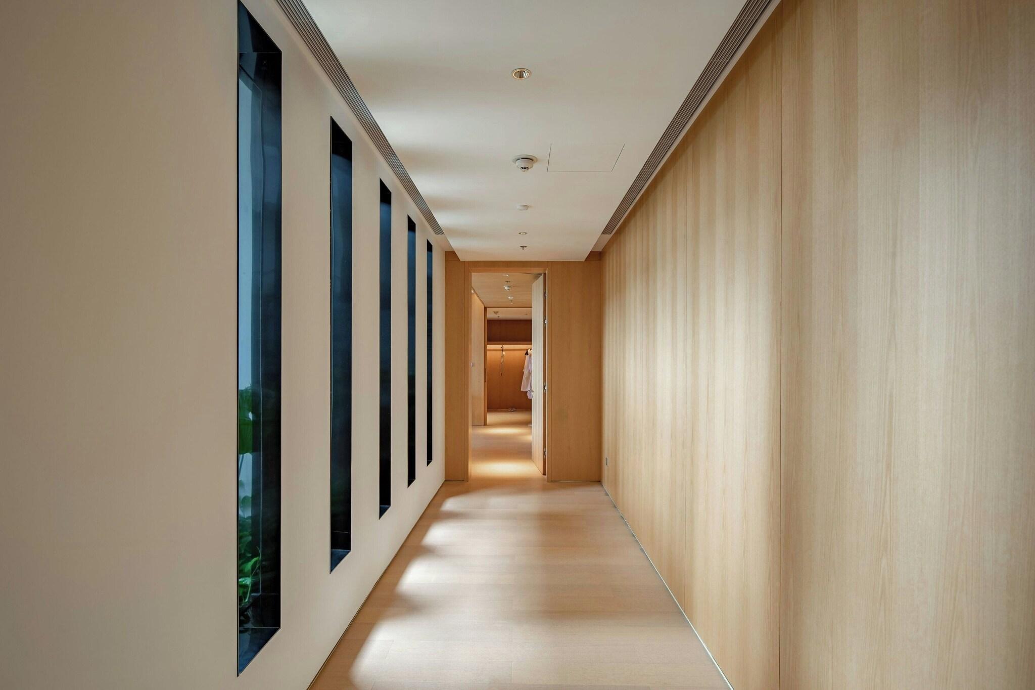 Suite Queen Bed Two Bedrooms