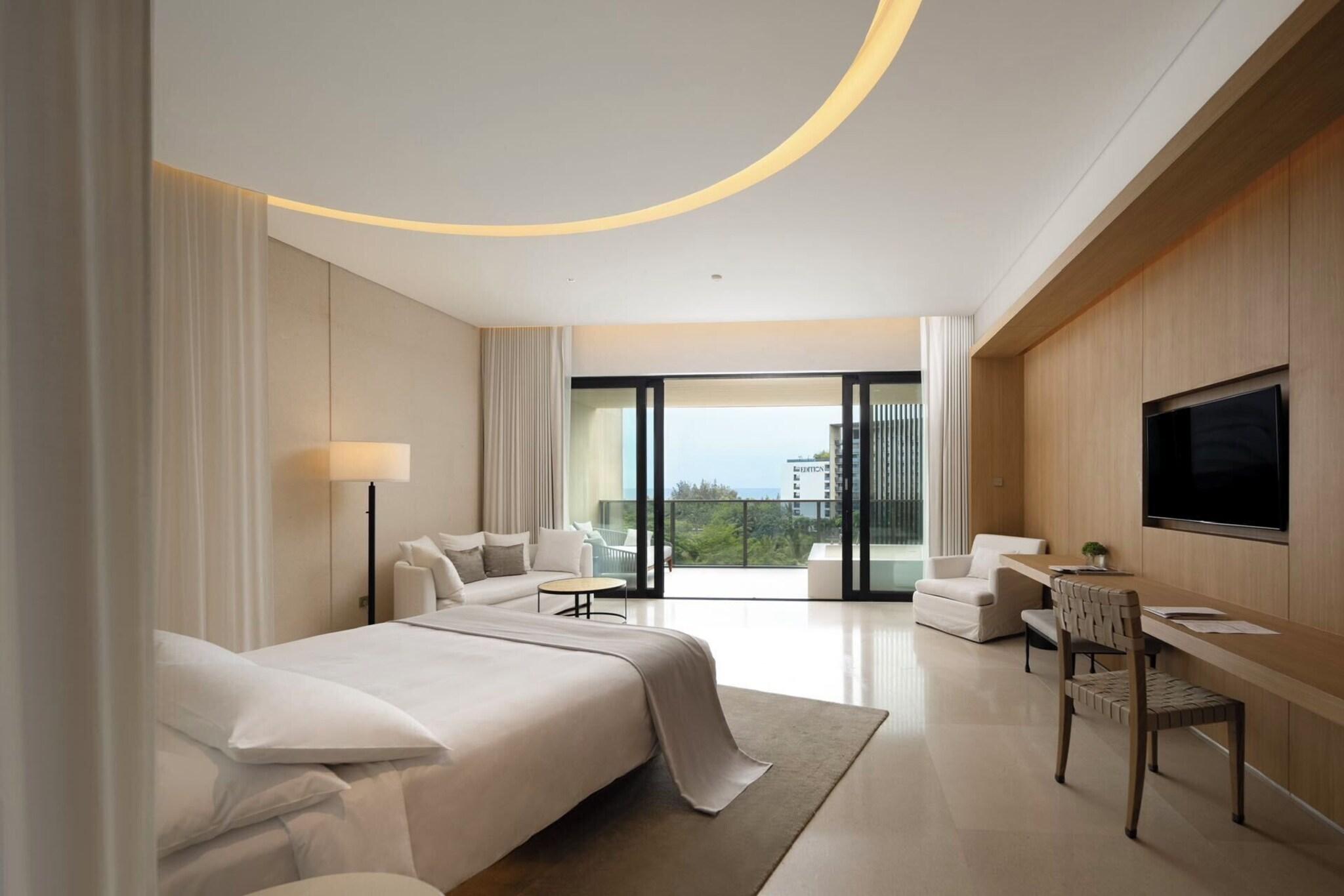 Studio Garden View King Bed