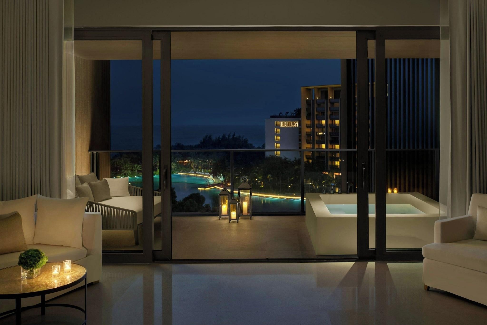 Studio Ocean View King Bed