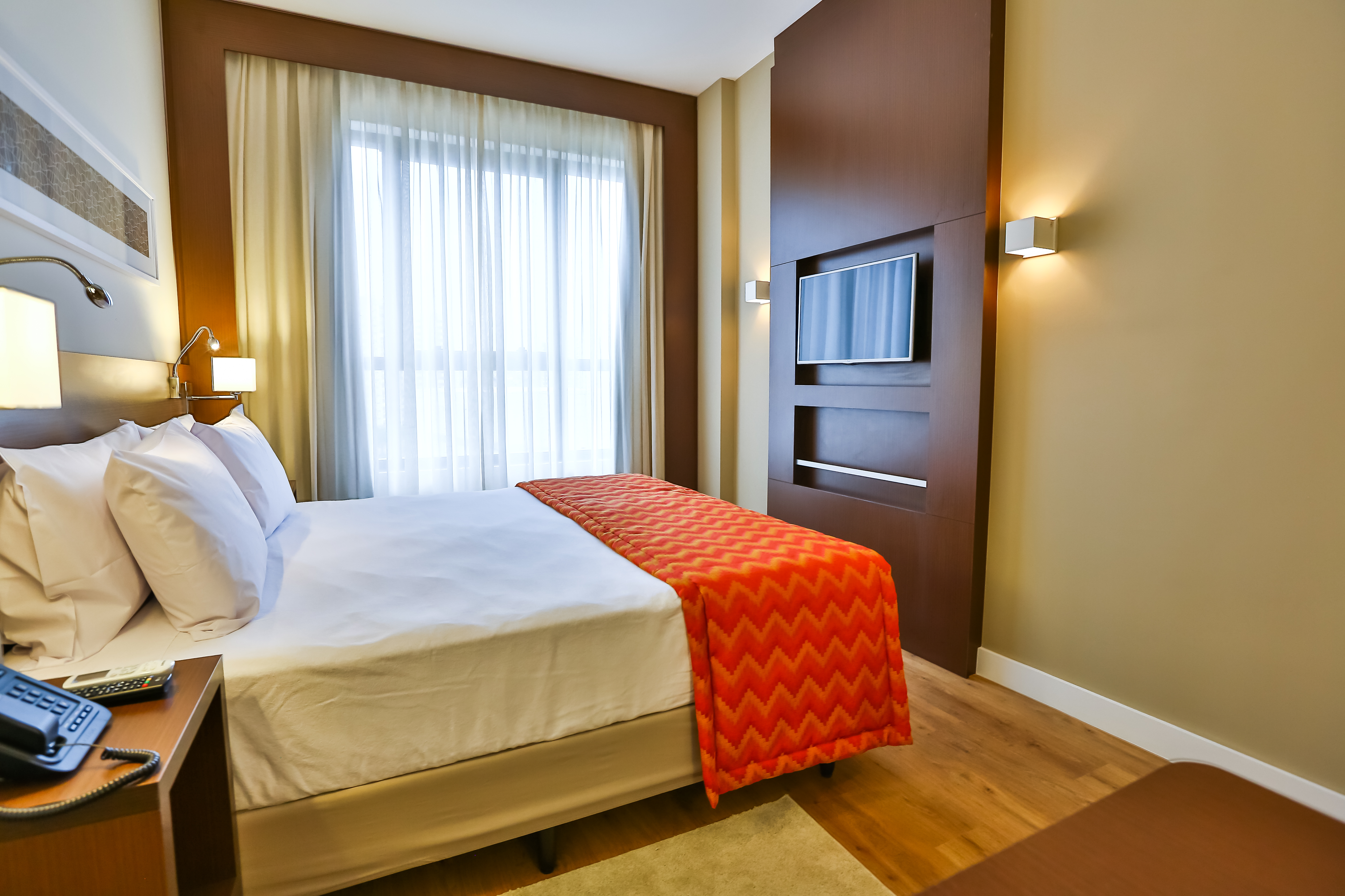 Suite Queen Bed Non Smoking