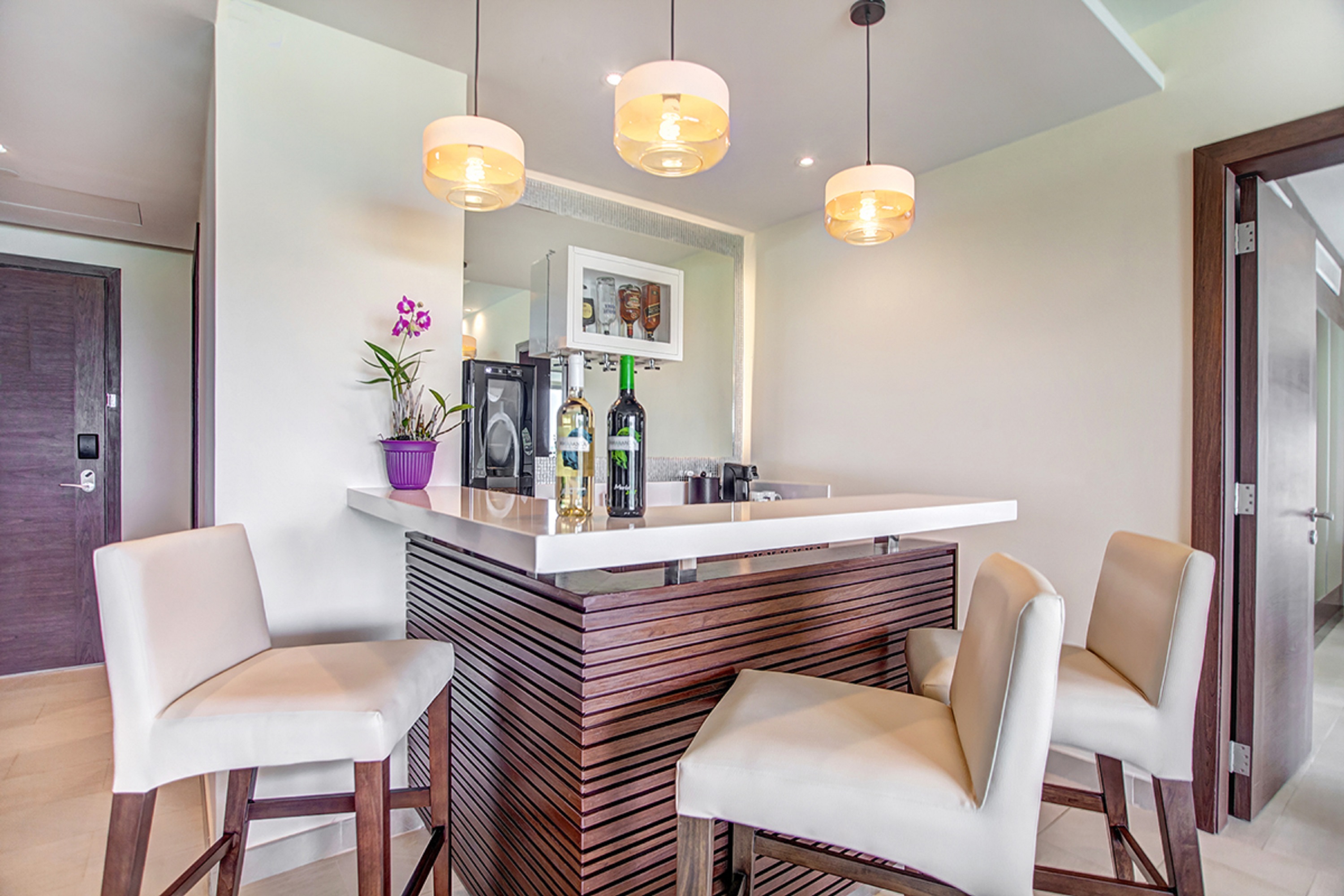 Double Luxury One Bedroom