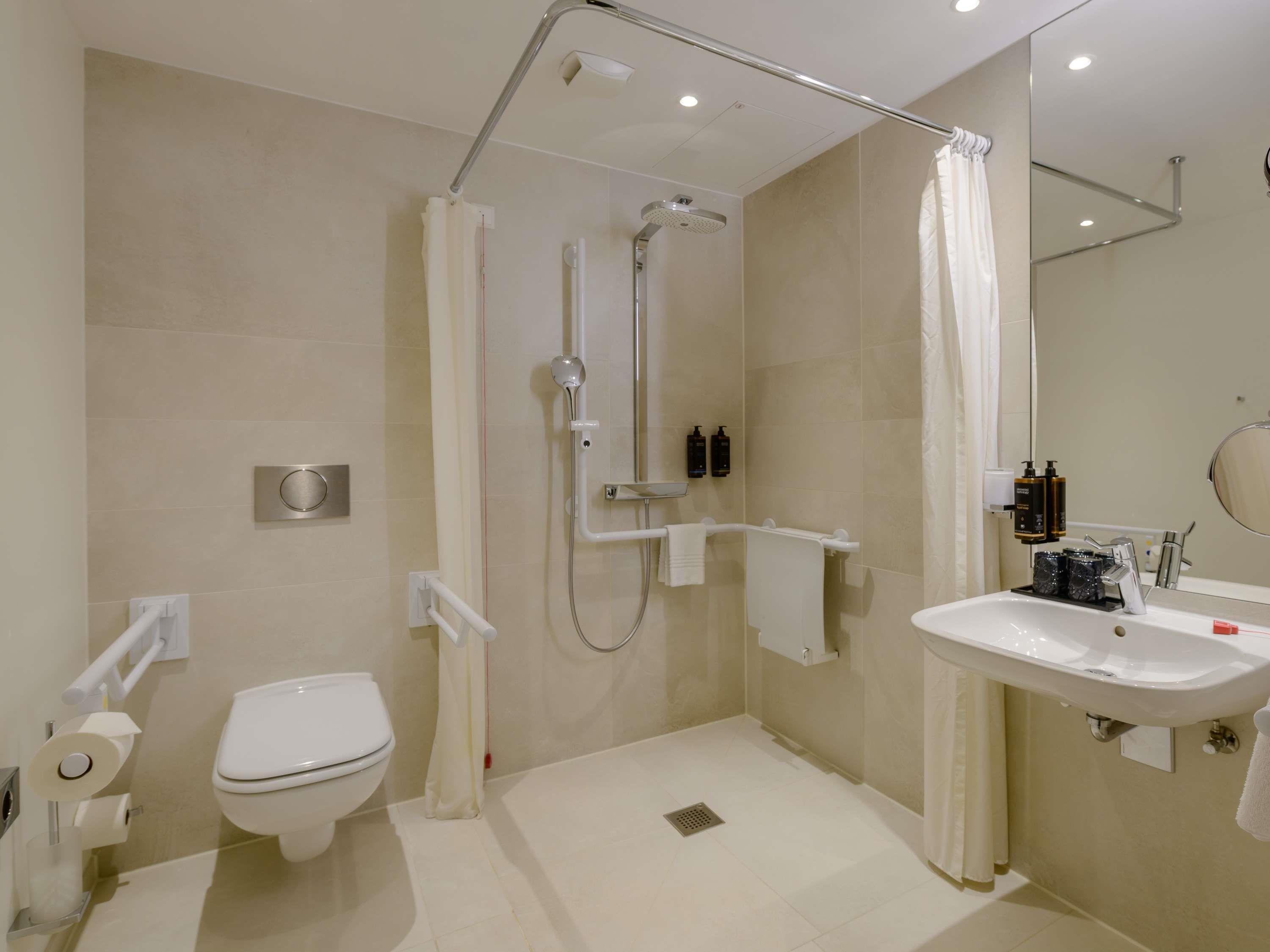 Double Accessible-queen Size Bed