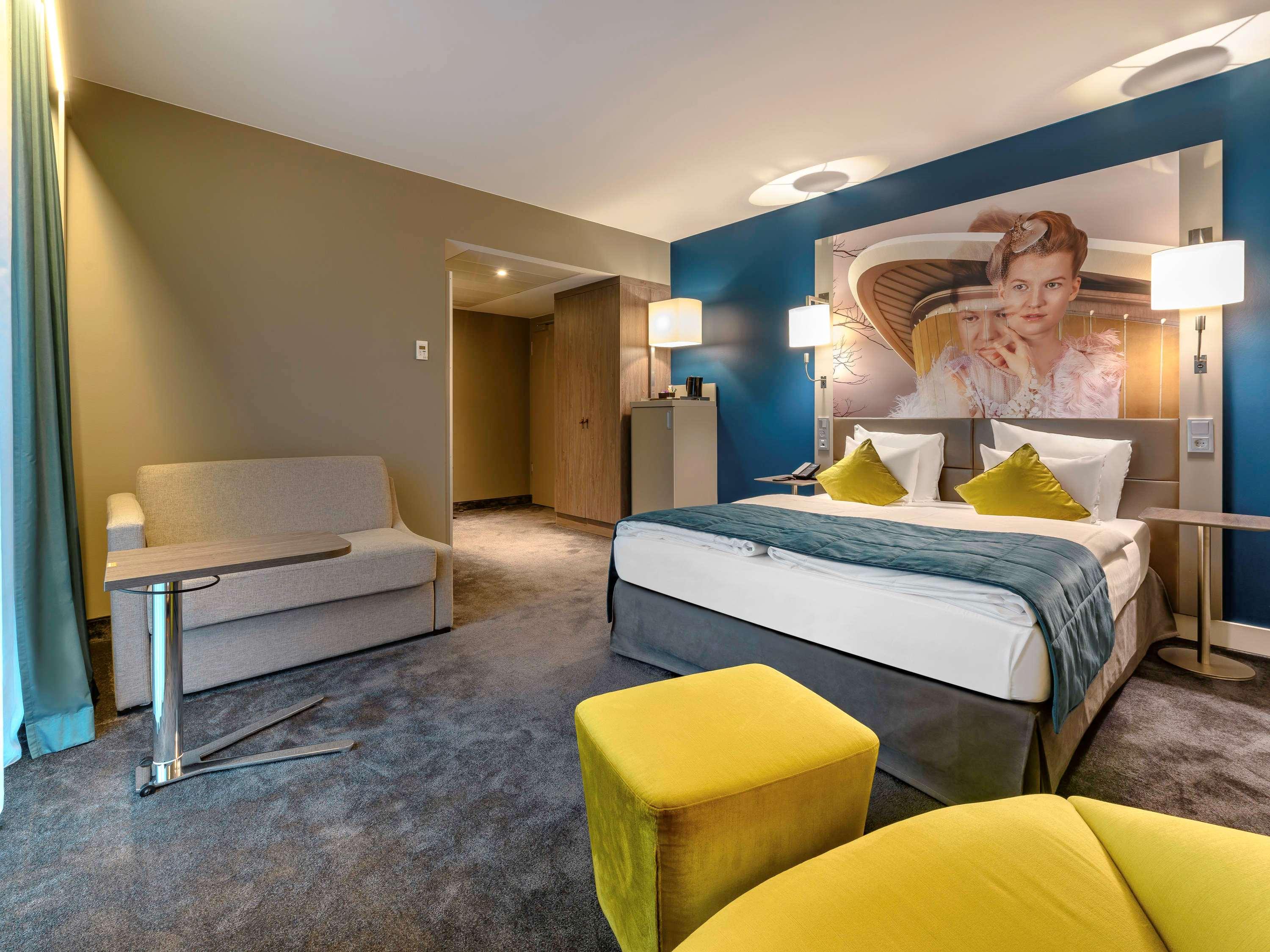 Double Superior Queen Bed