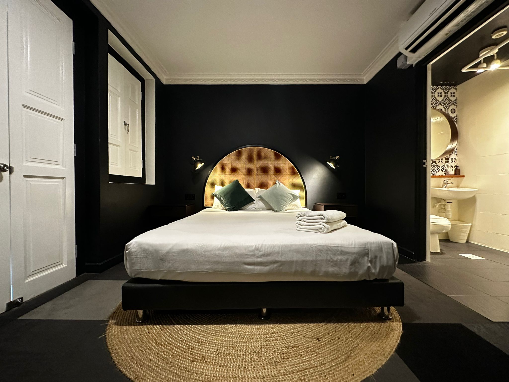 Double Superior Queen Bed