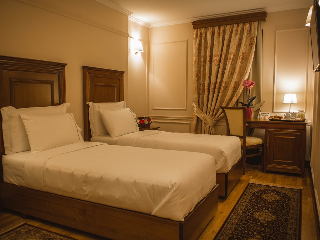 Double or Twin Standard