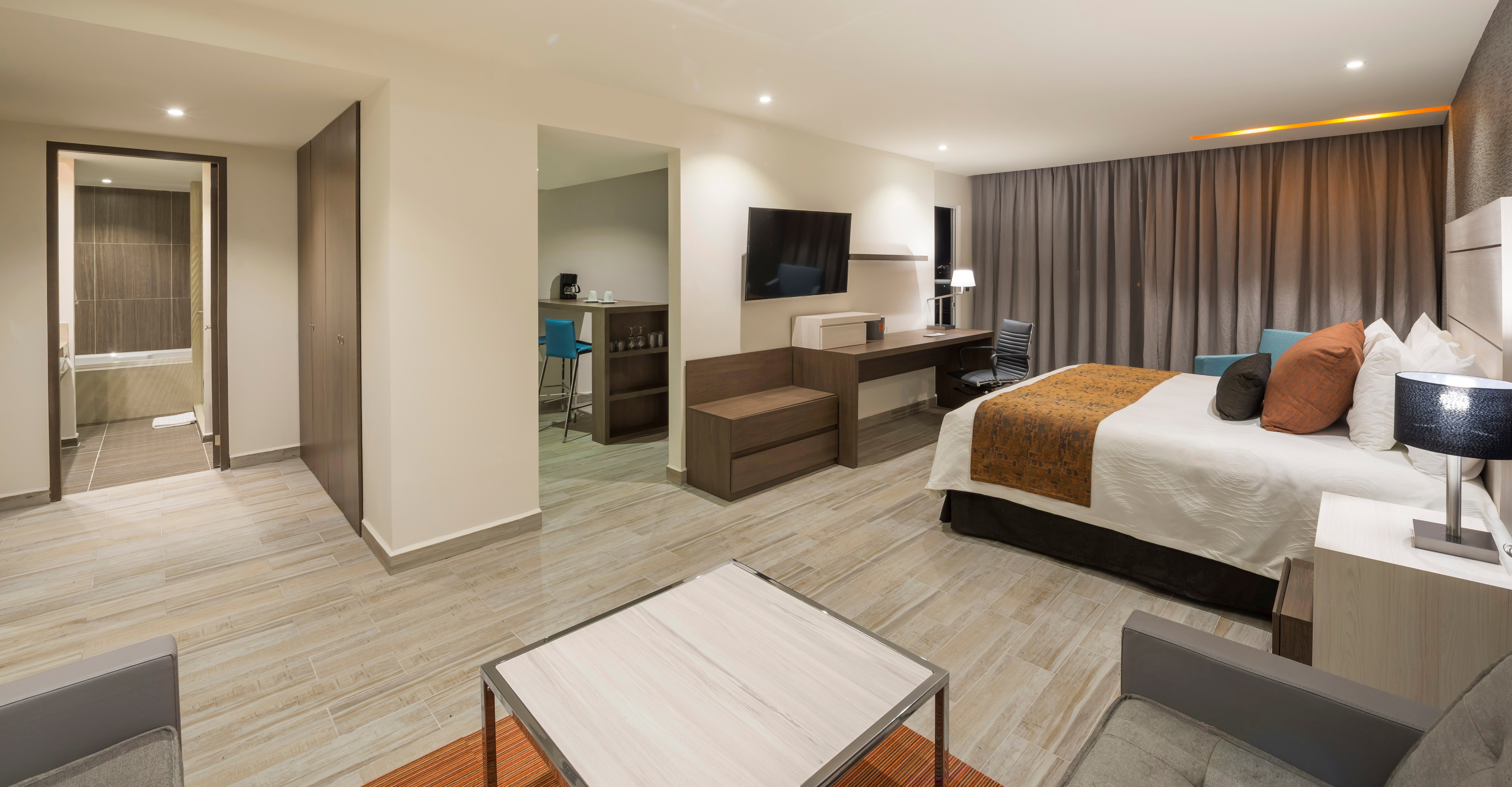 Junior Suite King Size Bed