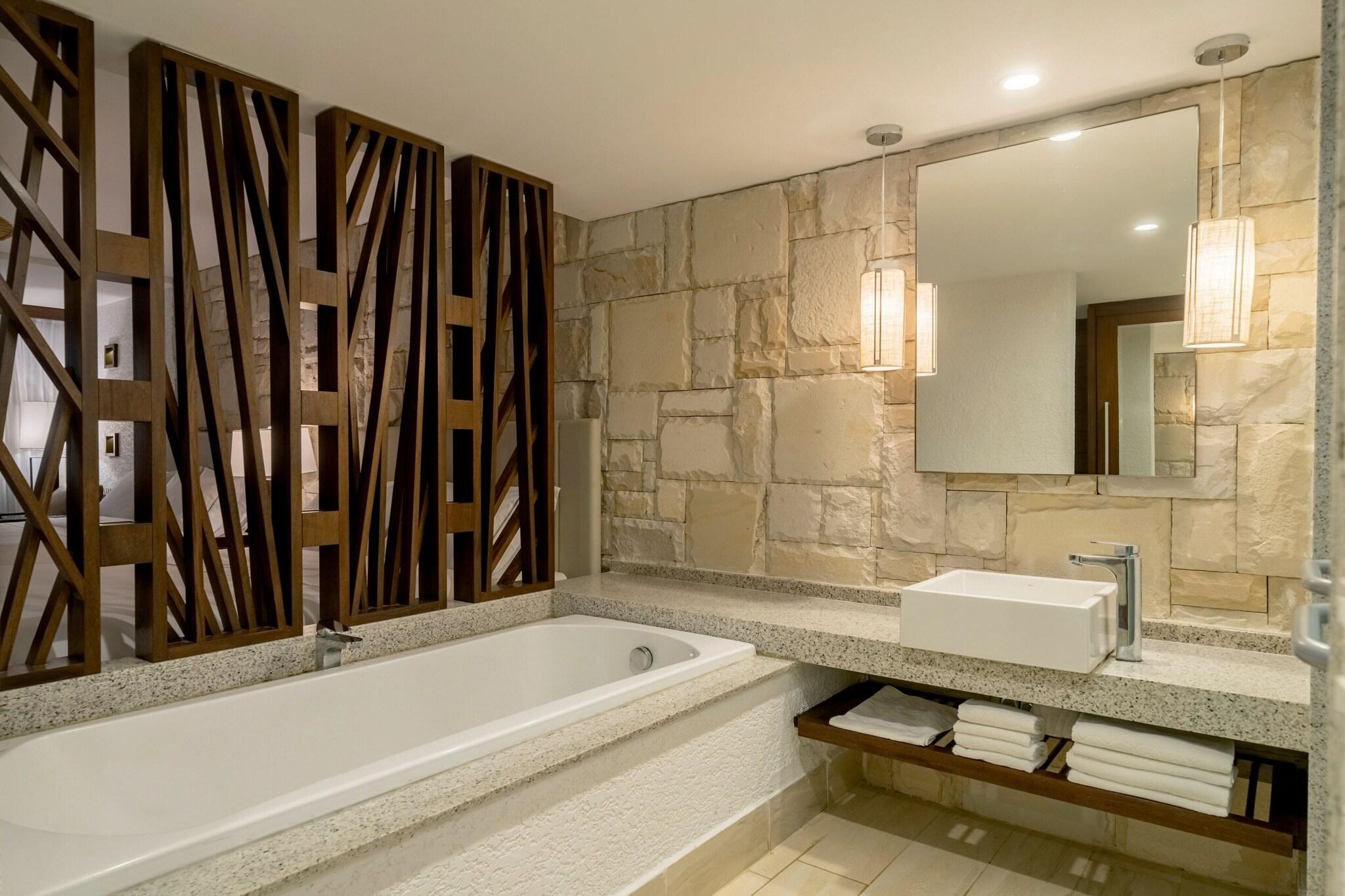 Suite with Jacuzzi