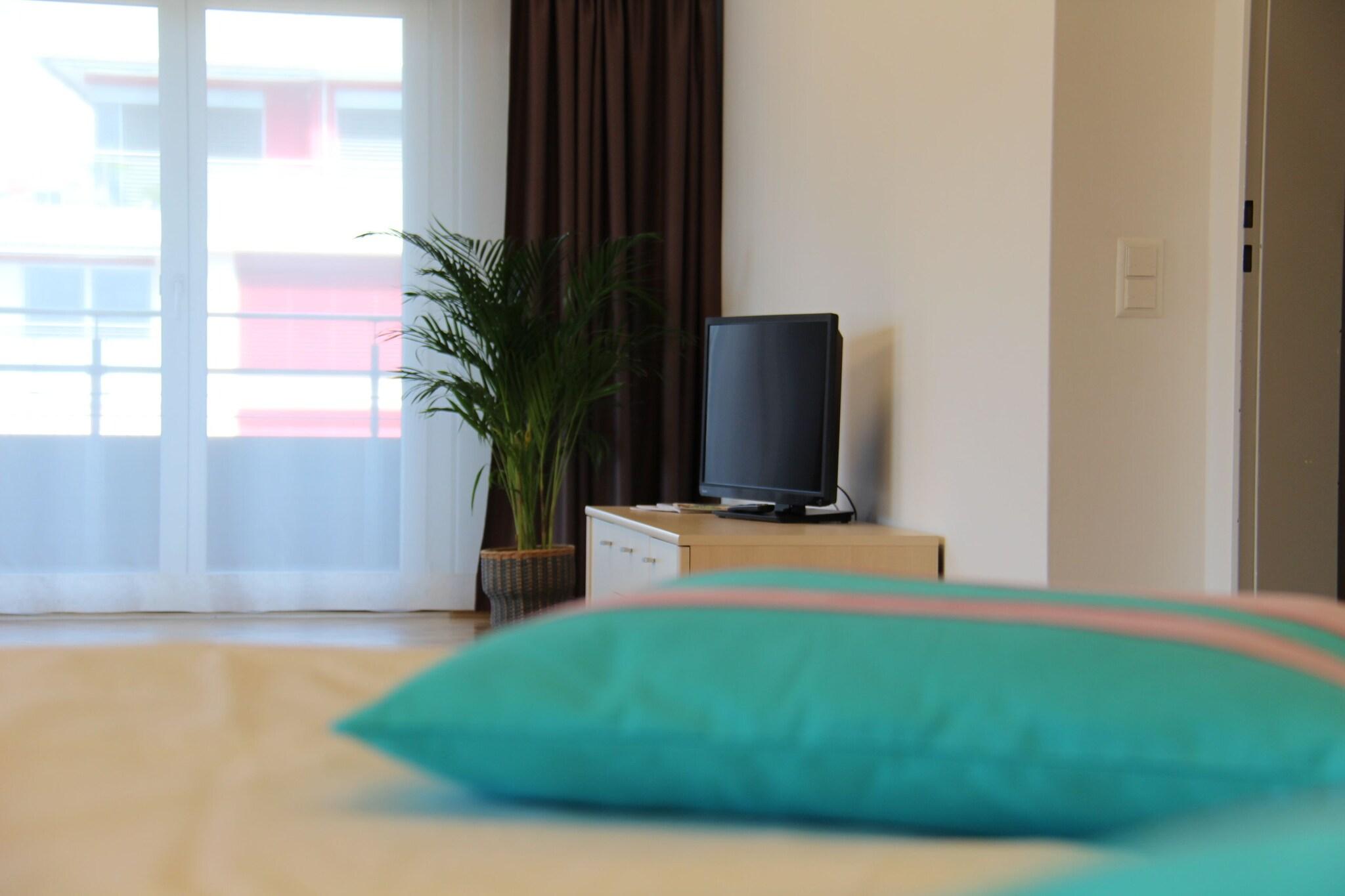 Family Room Deluxe Lake View