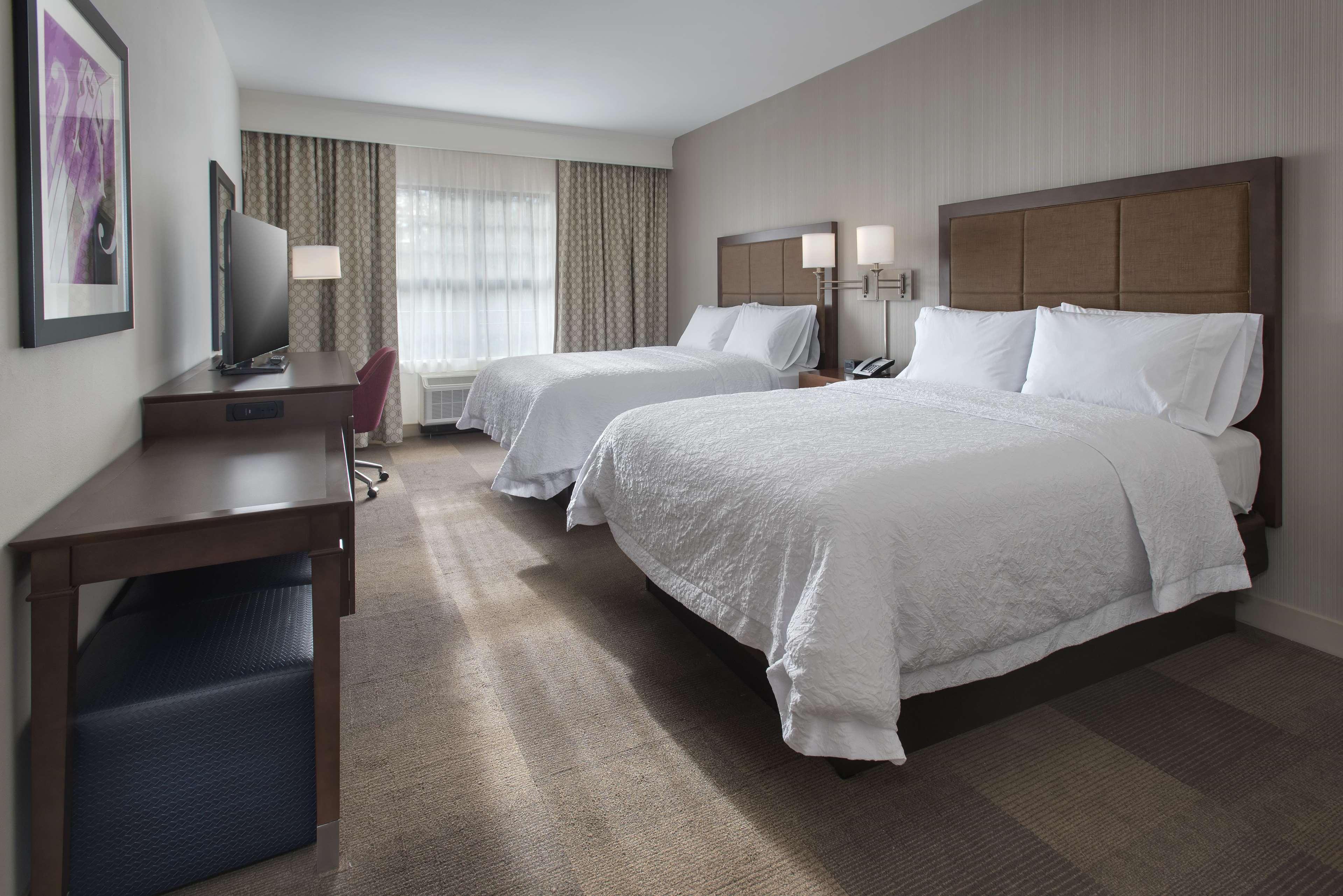 Double Two Queen Beds Non Smoking