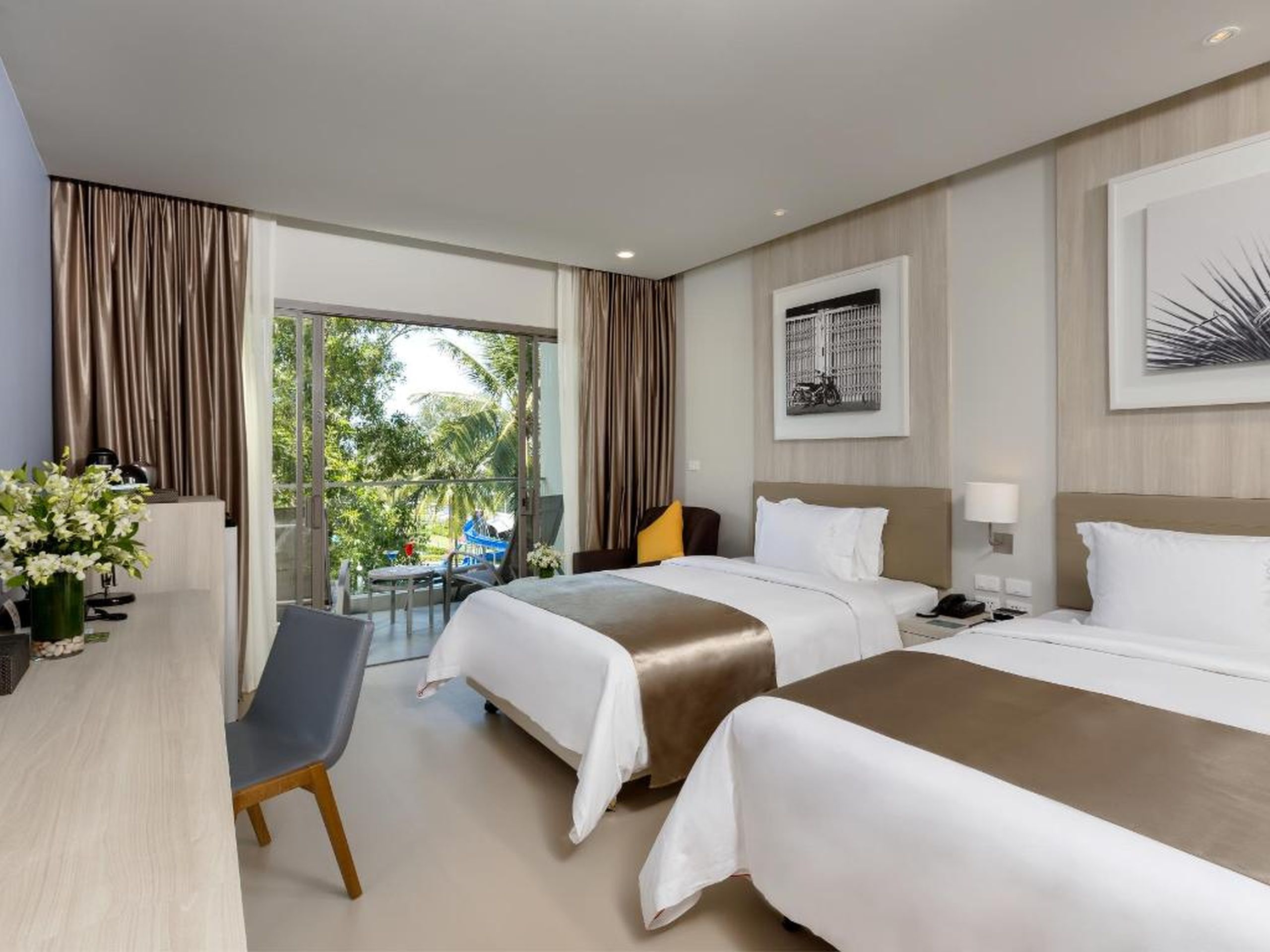 Double or Twin Deluxe