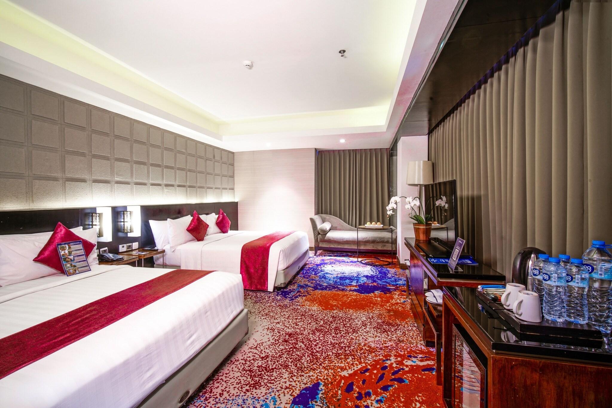 Suite Two Queen Beds