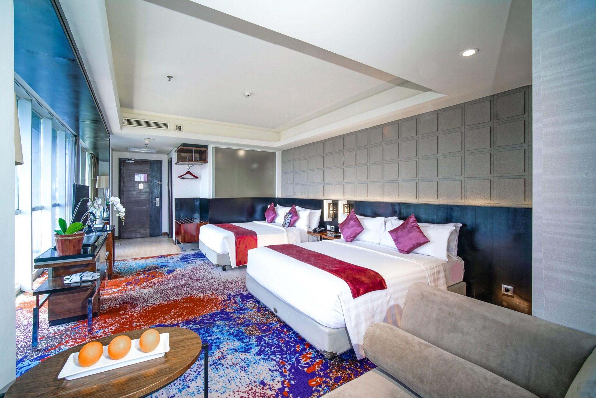 Suite Two Queen Beds