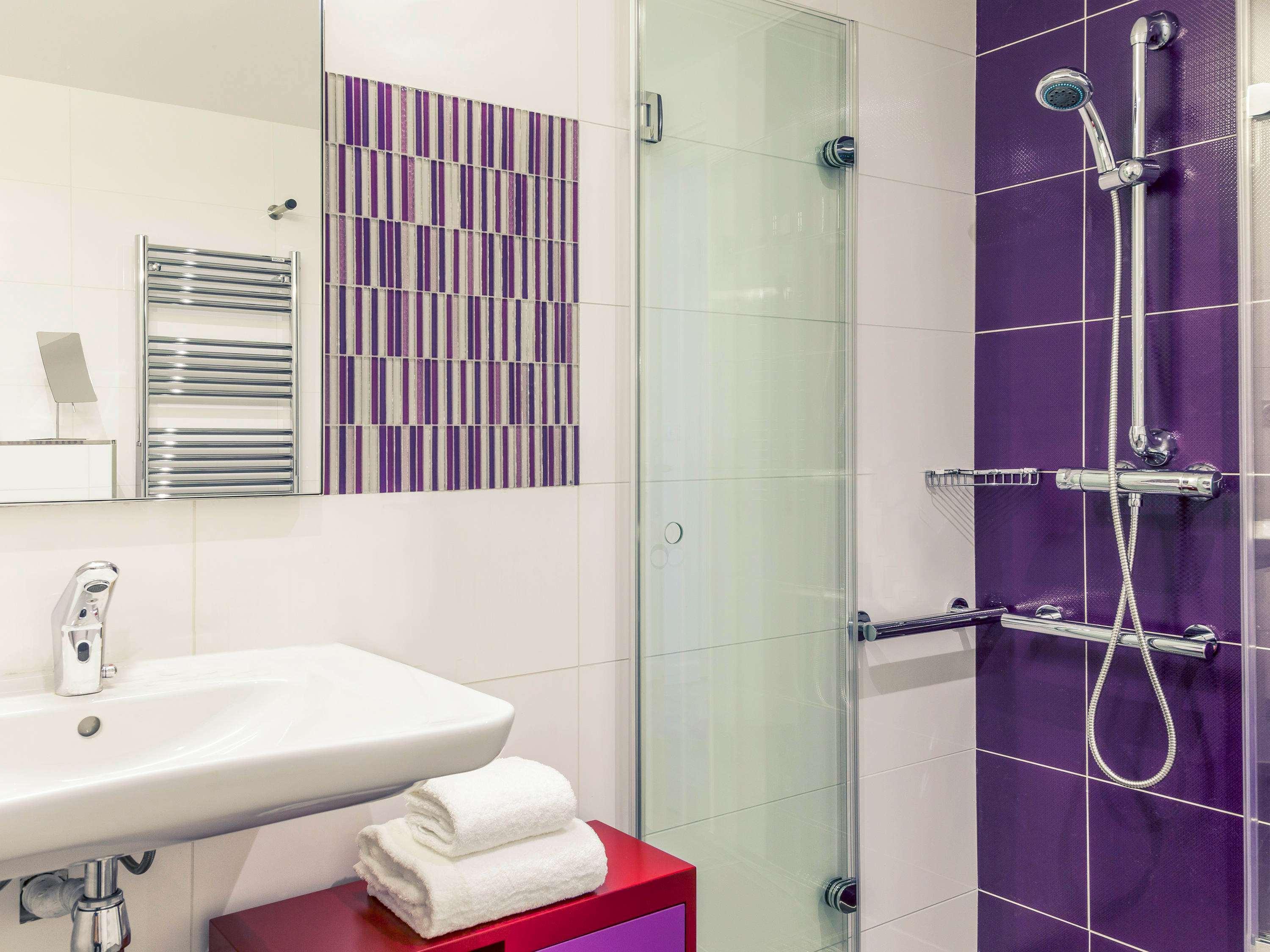 Double Classic Double Bed