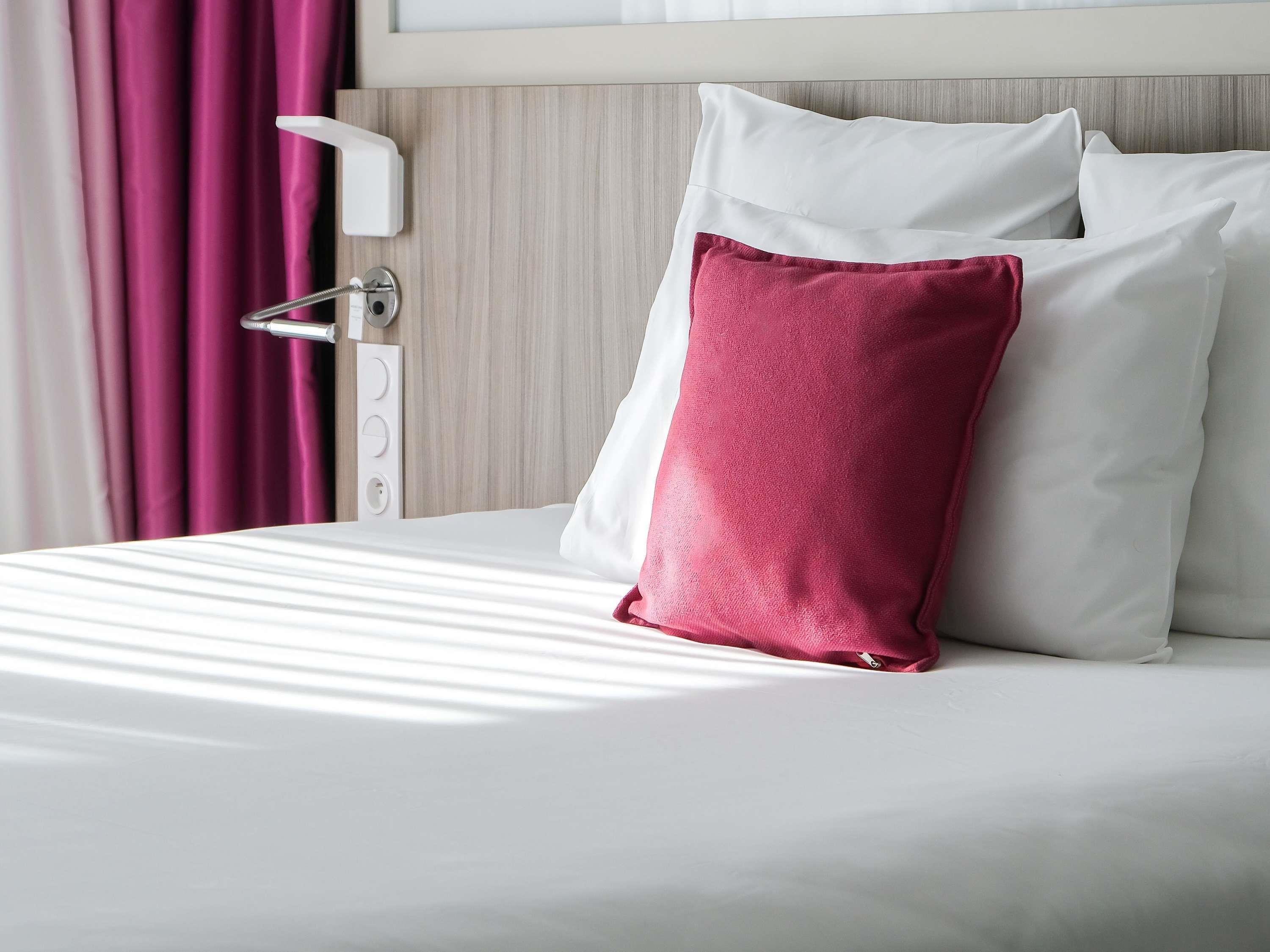 Double Classic Double Bed